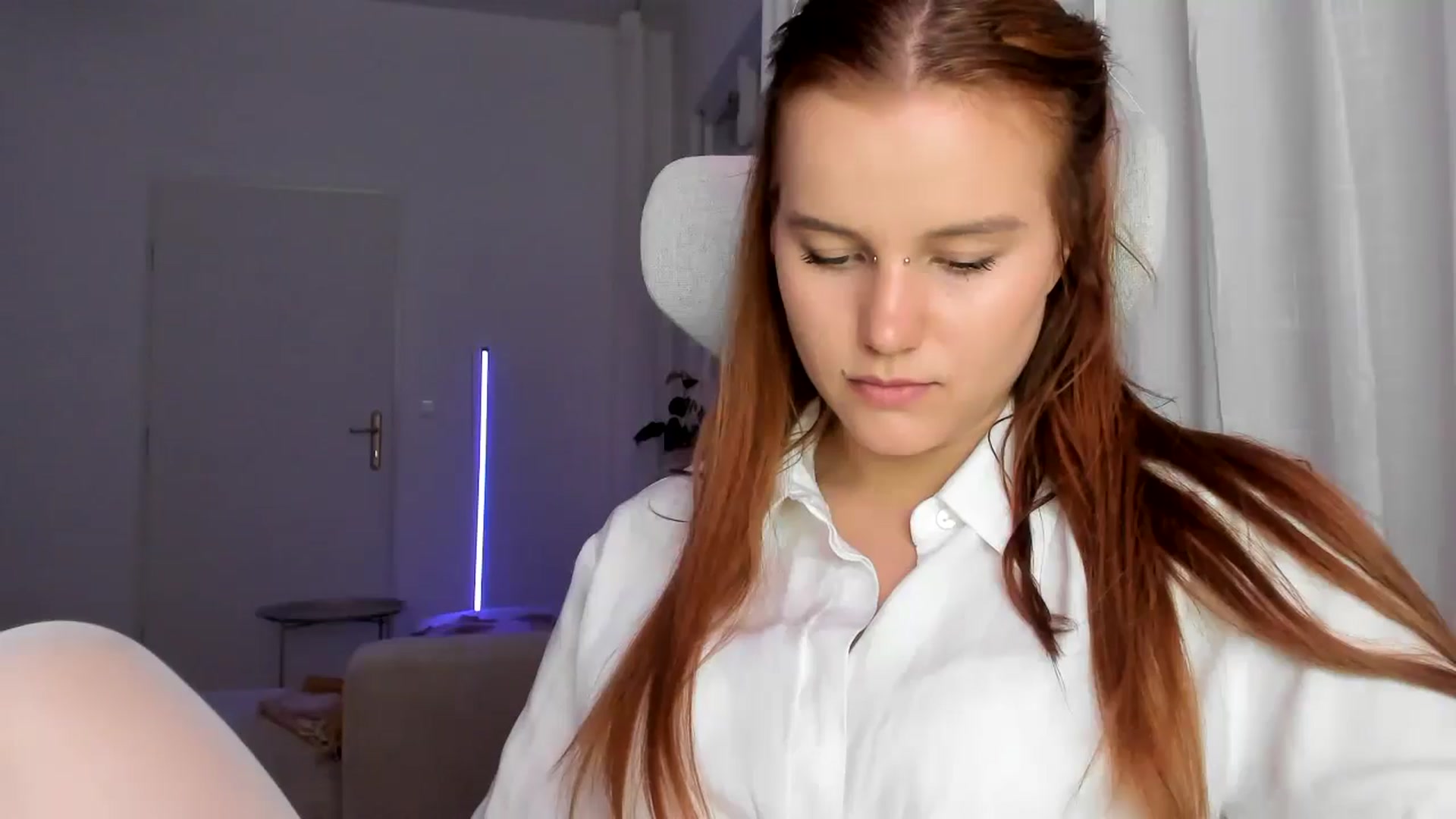 Gallery image thumbnail from Lia_lisia's myfreecams stream on, 03/02/2026, 11:16 image 18 of 20