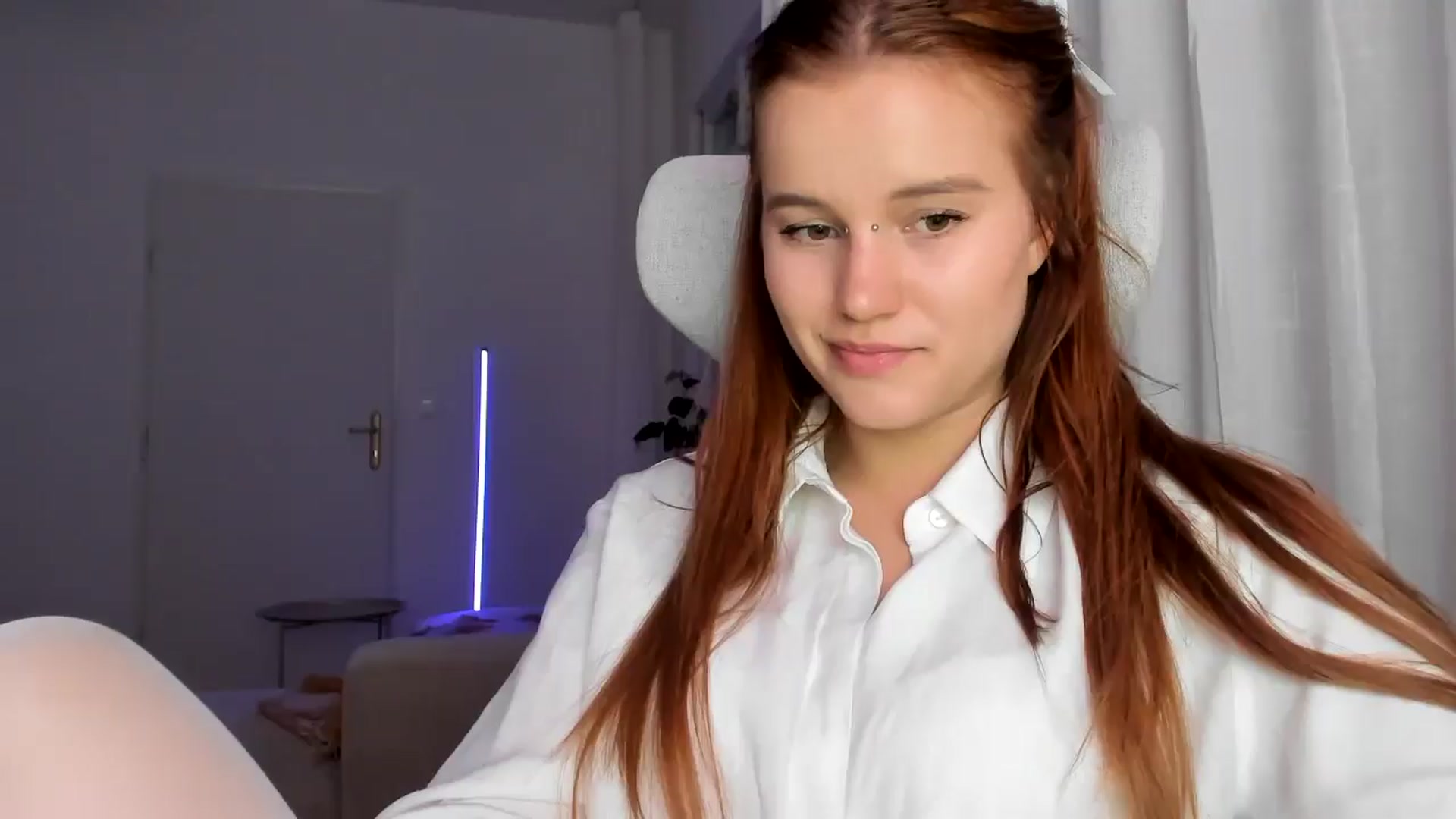 Gallery image thumbnail from Lia_lisia's myfreecams stream on, 03/02/2026, 11:16 image 19 of 20