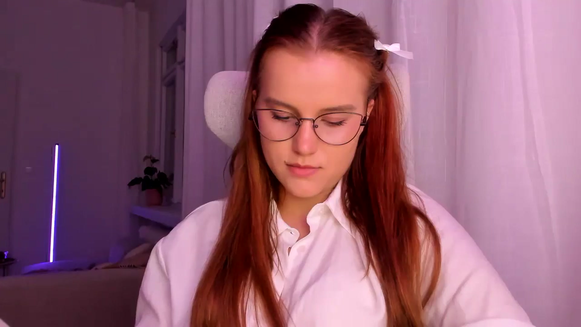 Gallery image thumbnail from Lia_lisia's myfreecams stream on, 03/02/2026, 20:48 image 14 of 20