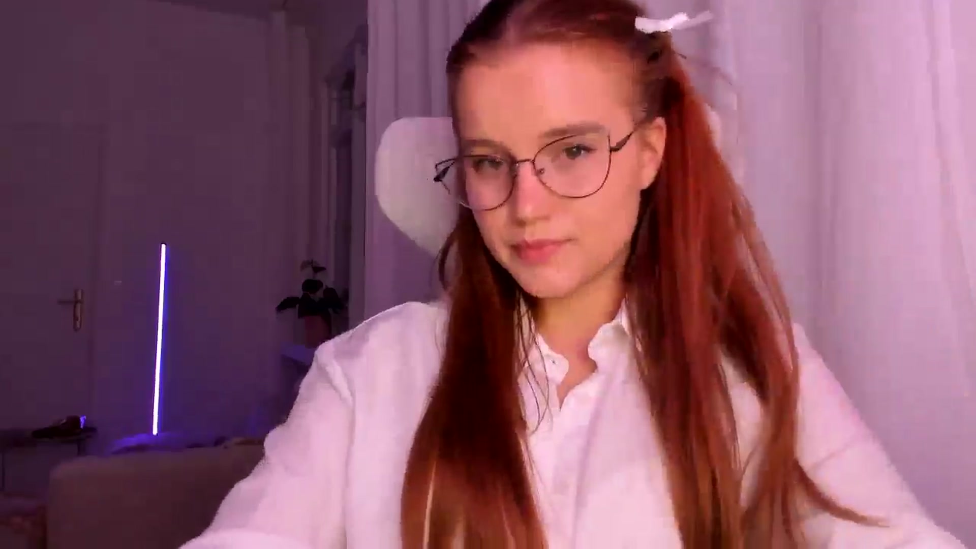Gallery image thumbnail from Lia_lisia's myfreecams stream on, 03/02/2026, 20:48 image 2 of 20