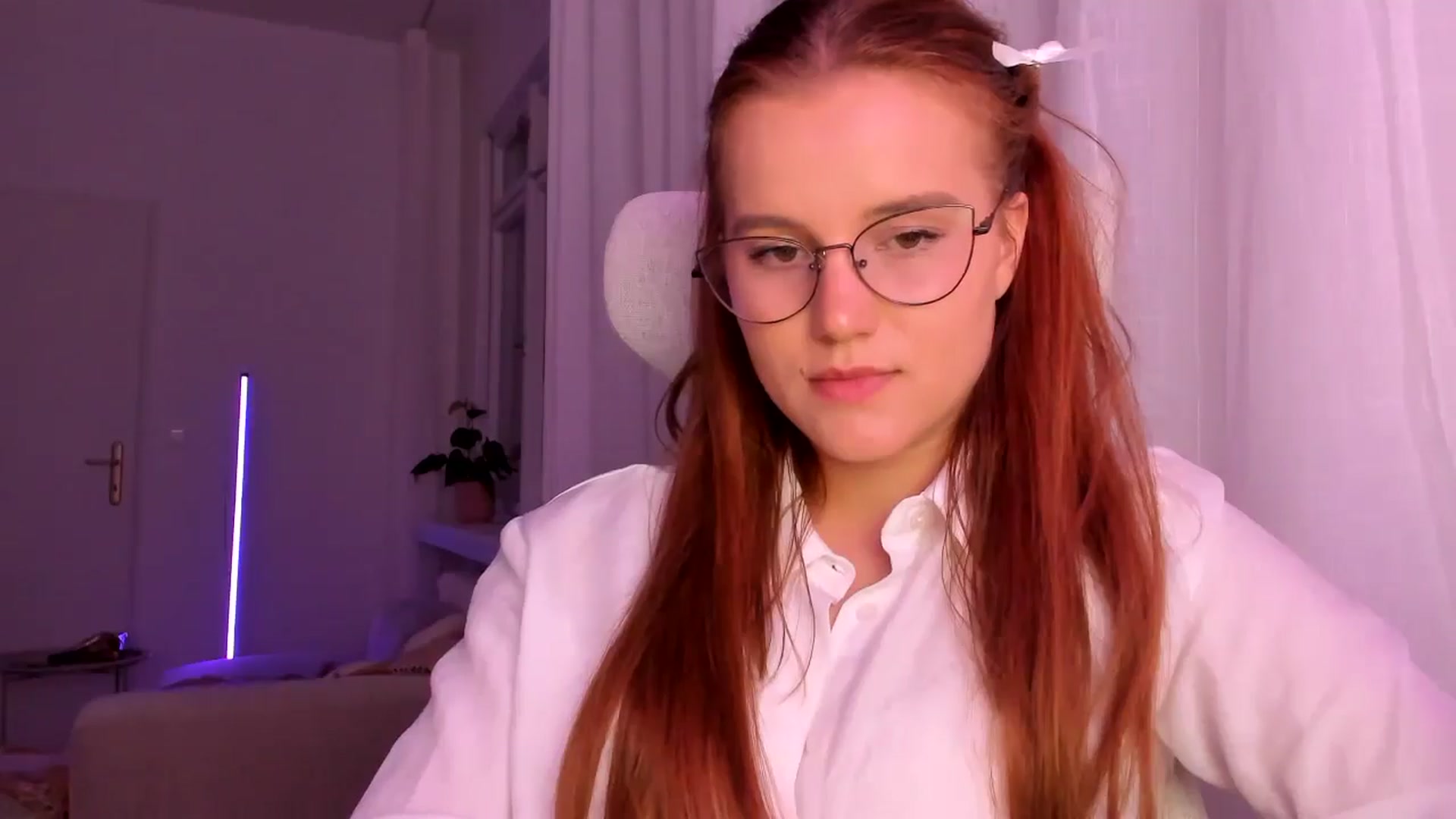 Gallery image thumbnail from Lia_lisia's myfreecams stream on, 03/02/2026, 20:48 image 3 of 20
