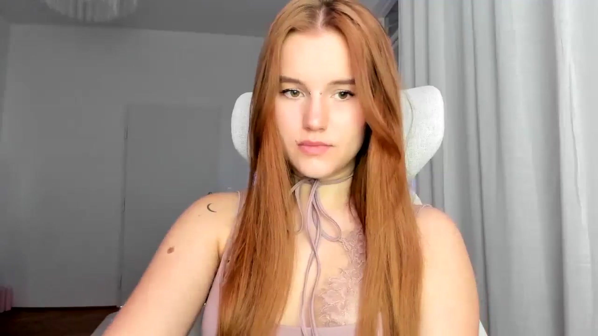 Gallery image thumbnail from Lia_lisia's myfreecams stream on, 03/06/2026, 09:30 image 4 of 20