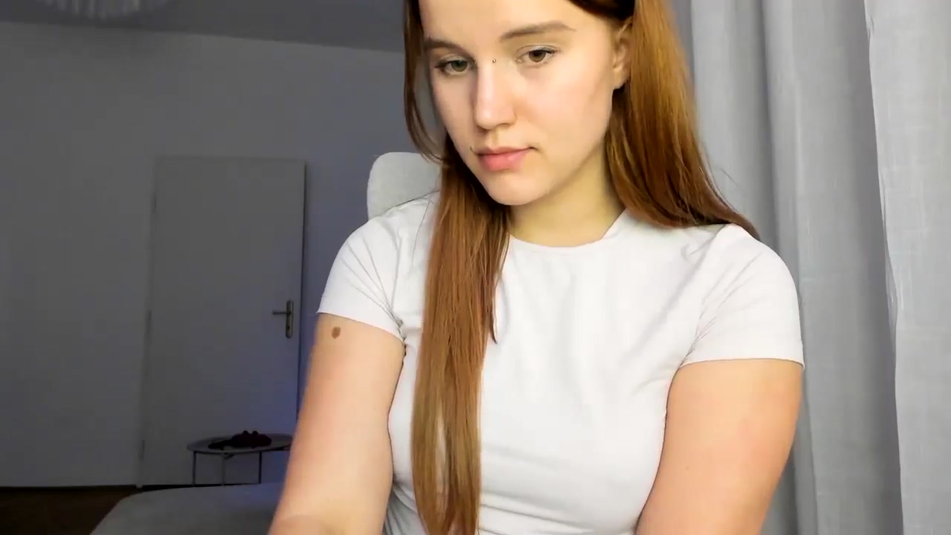 Gallery image thumbnail from Lia_lisia's myfreecams stream on, 03/06/2026, 19:18 image 19 of 20