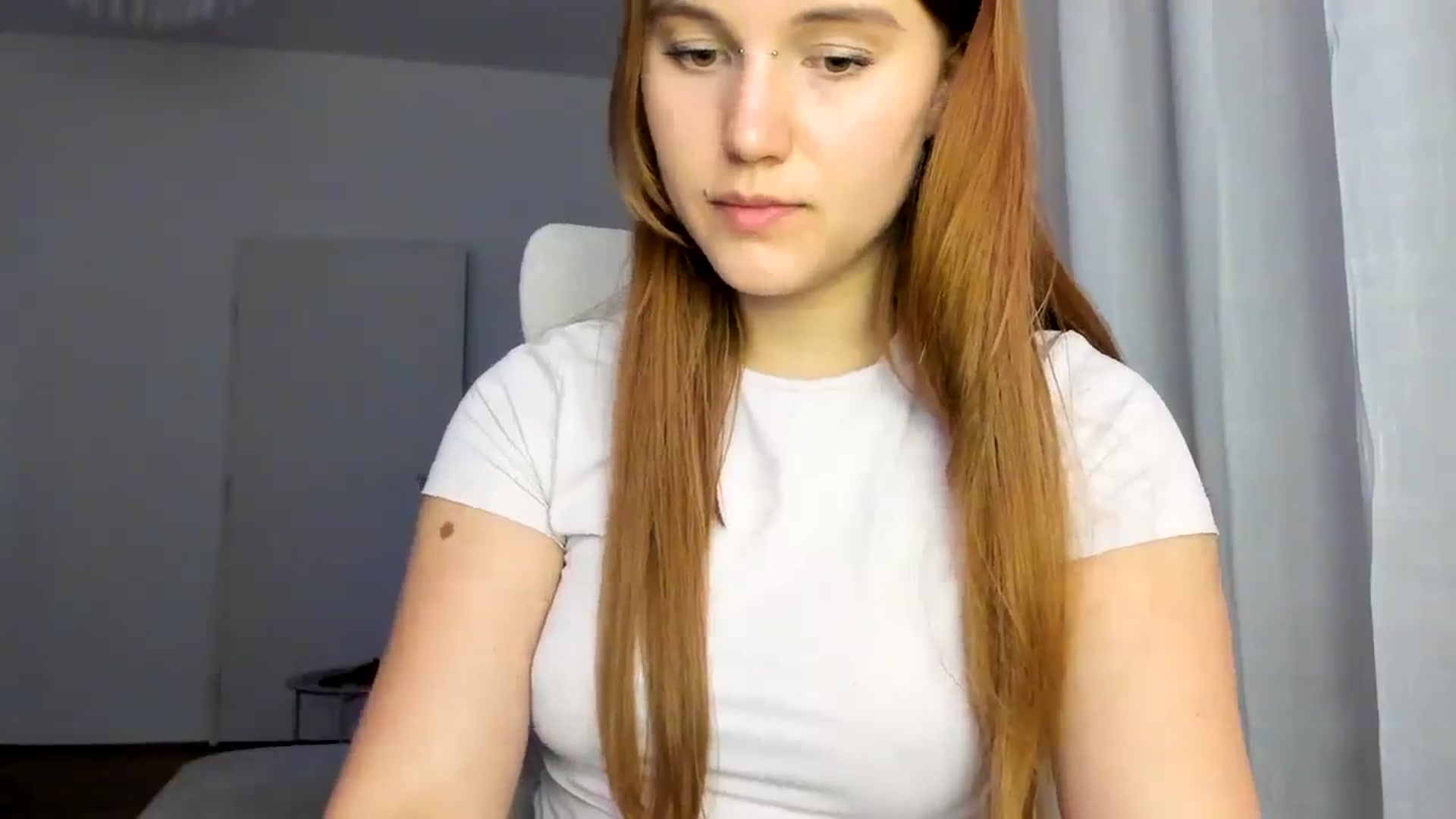 Gallery image thumbnail from Lia_lisia's myfreecams stream on, 03/06/2026, 19:18 image 20 of 20