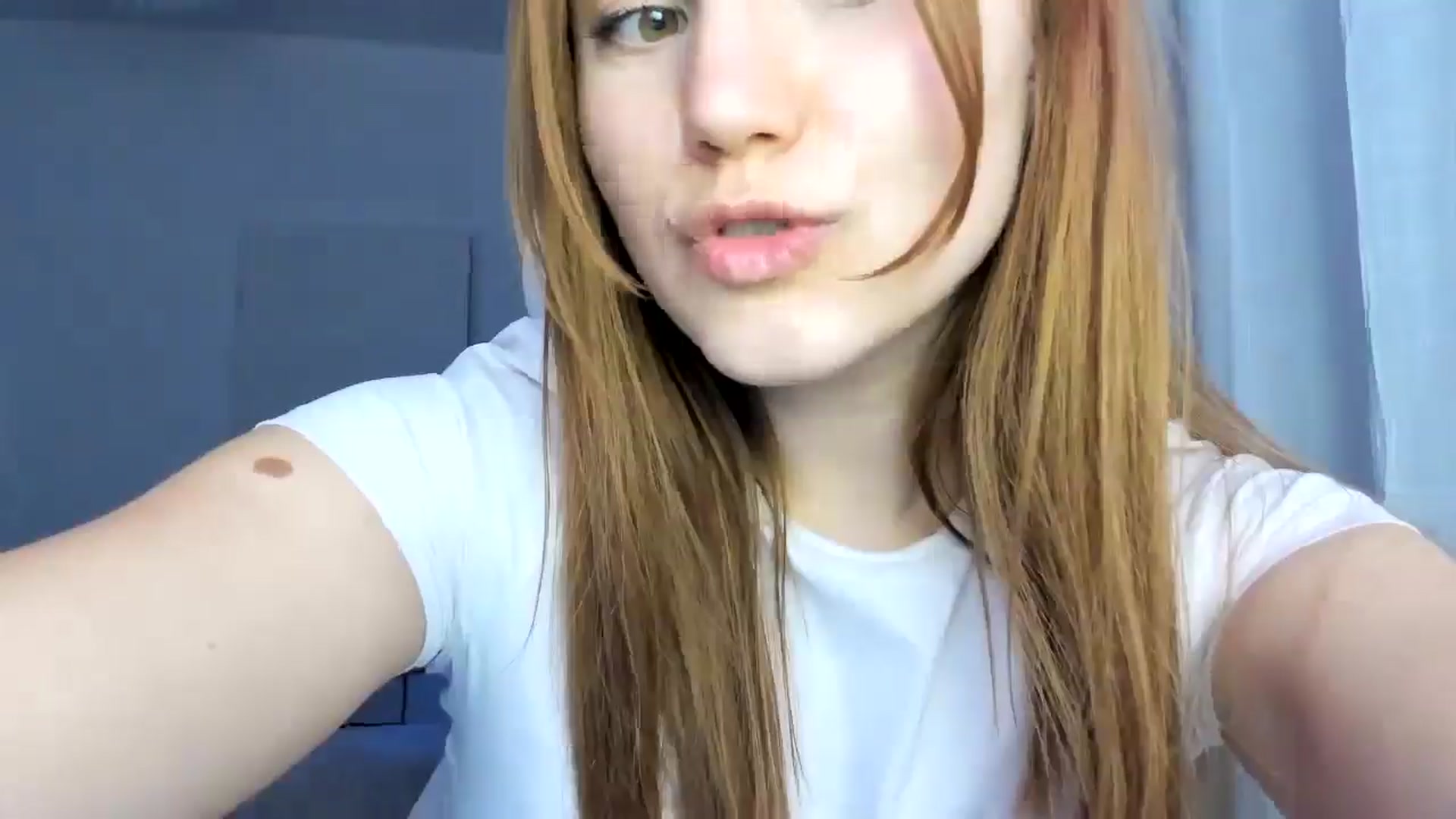 Gallery image thumbnail from Lia_lisia's myfreecams stream on, 03/06/2026, 19:18 image 6 of 20