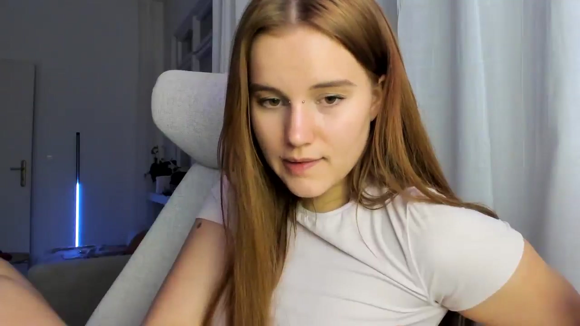 Gallery image thumbnail from Lia_lisia's myfreecams stream on, 03/06/2026, 20:36 image 18 of 20