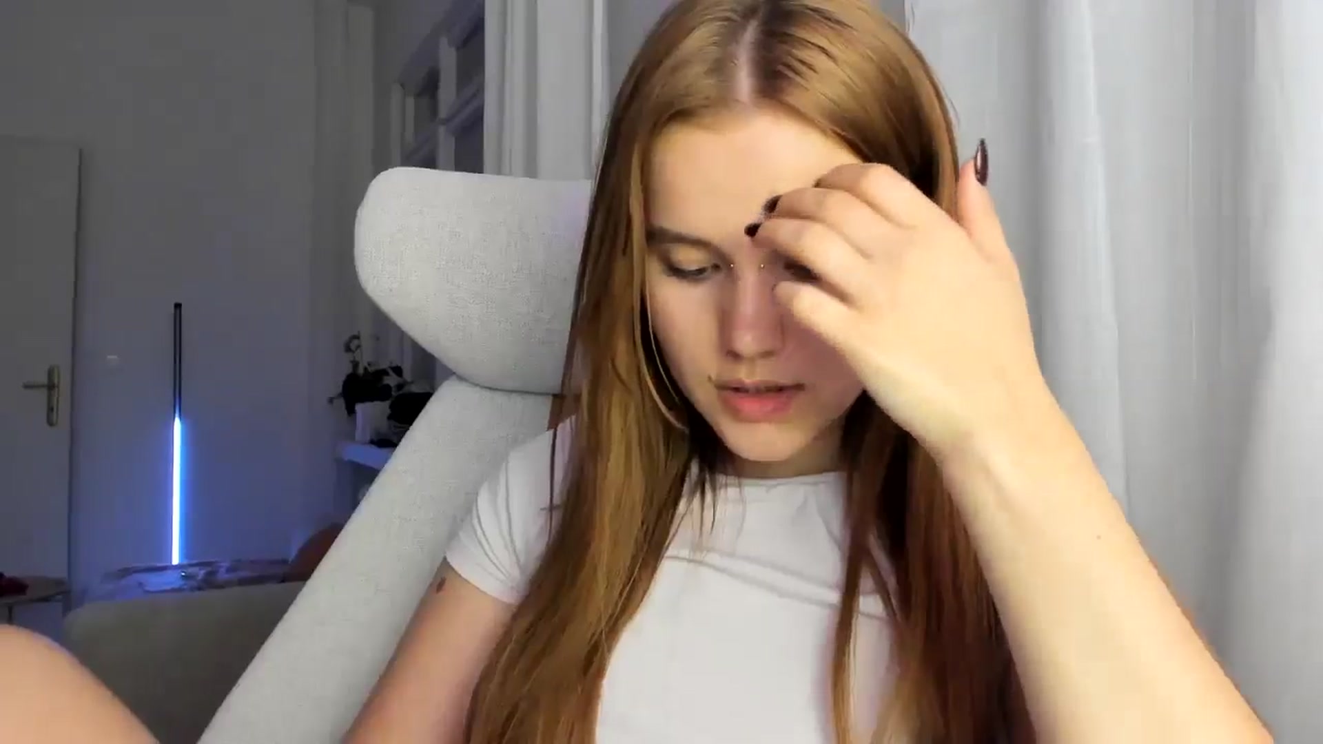 Gallery image thumbnail from Lia_lisia's myfreecams stream on, 03/06/2026, 20:36 image 19 of 20