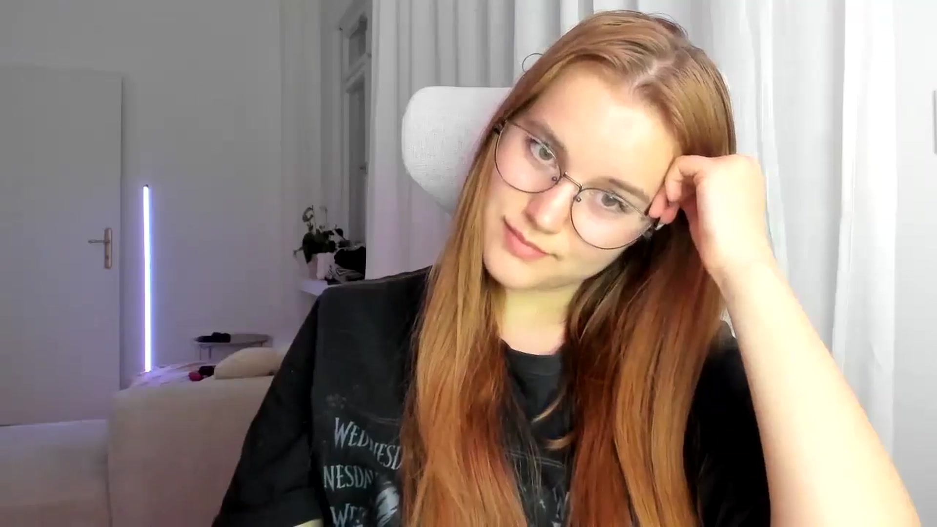 Gallery image thumbnail from Lia_lisia's myfreecams stream on, 03/07/2026, 19:58 image 4 of 20