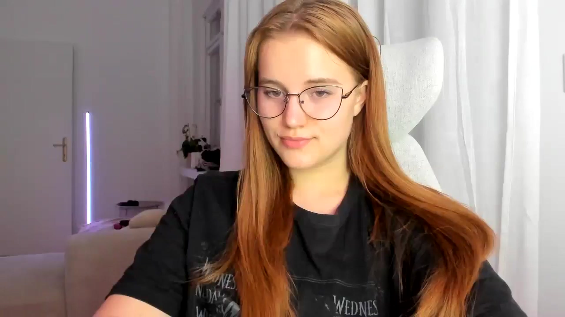 Gallery image thumbnail from Lia_lisia's myfreecams stream on, 03/07/2026, 19:58 image 11 of 20