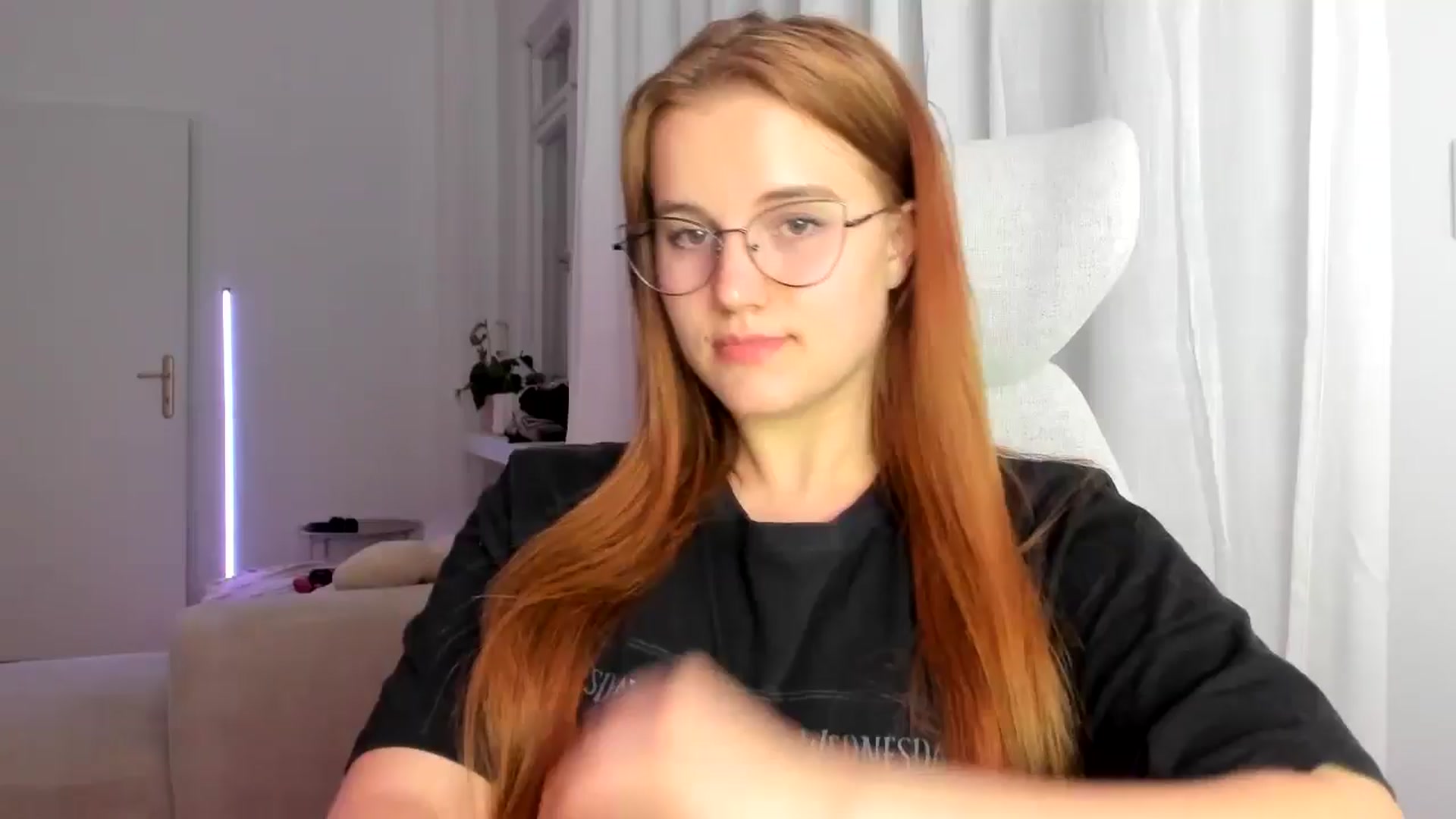 Gallery image thumbnail from Lia_lisia's myfreecams stream on, 03/07/2026, 19:58 image 5 of 20