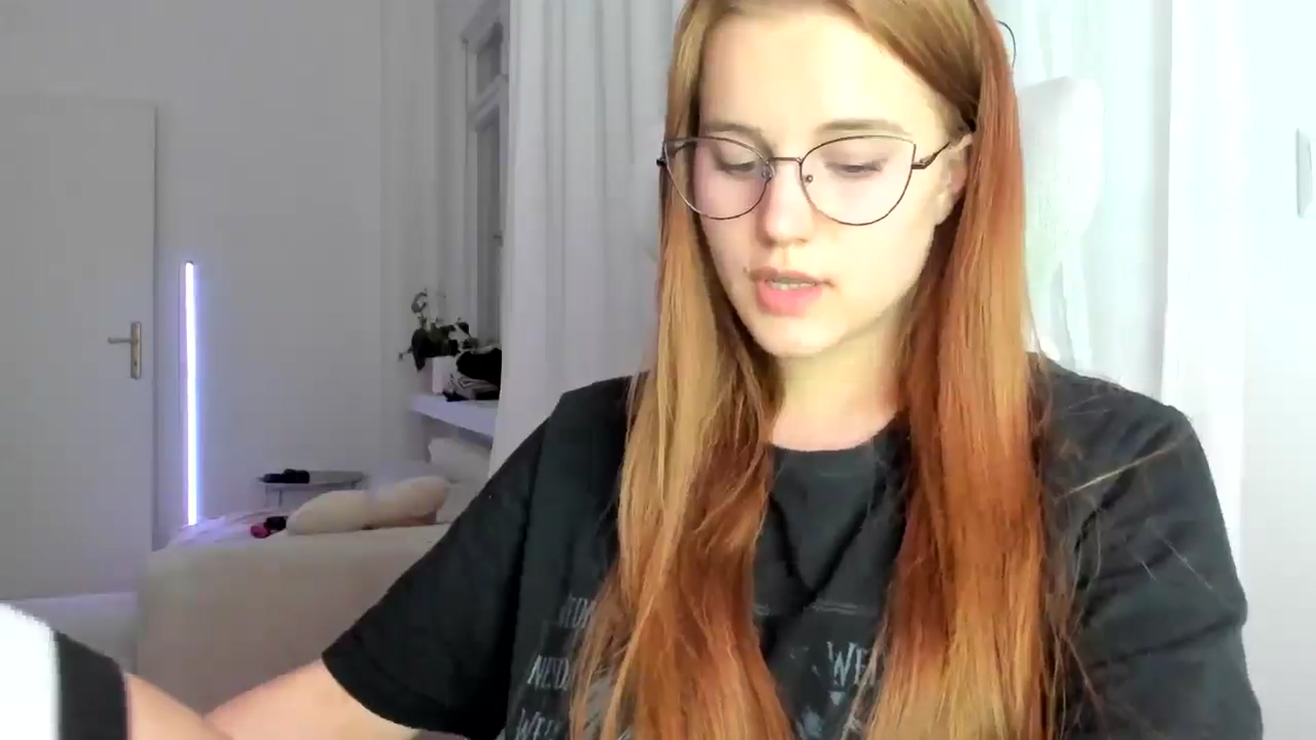 Gallery image thumbnail from Lia_lisia's myfreecams stream on, 03/07/2026, 19:58 image 12 of 20