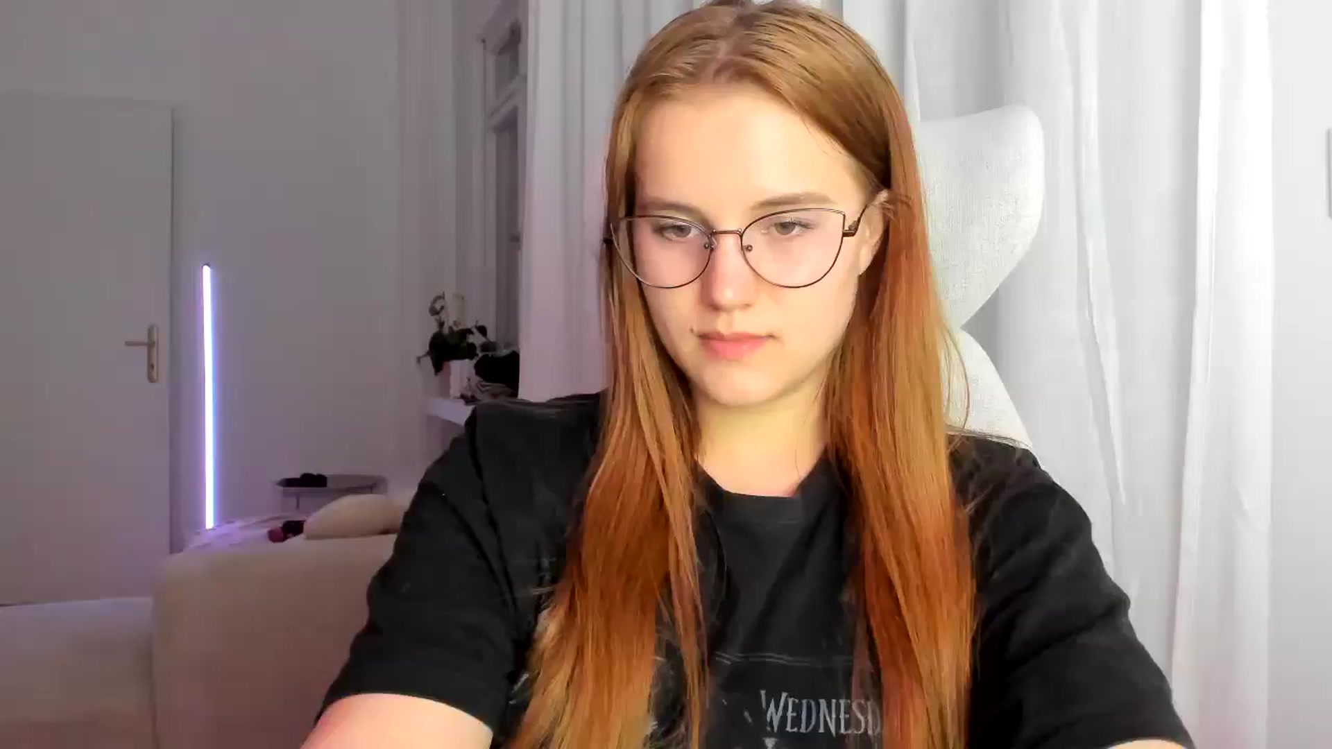 Gallery image thumbnail from Lia_lisia's myfreecams stream on, 03/07/2026, 19:58 image 6 of 20