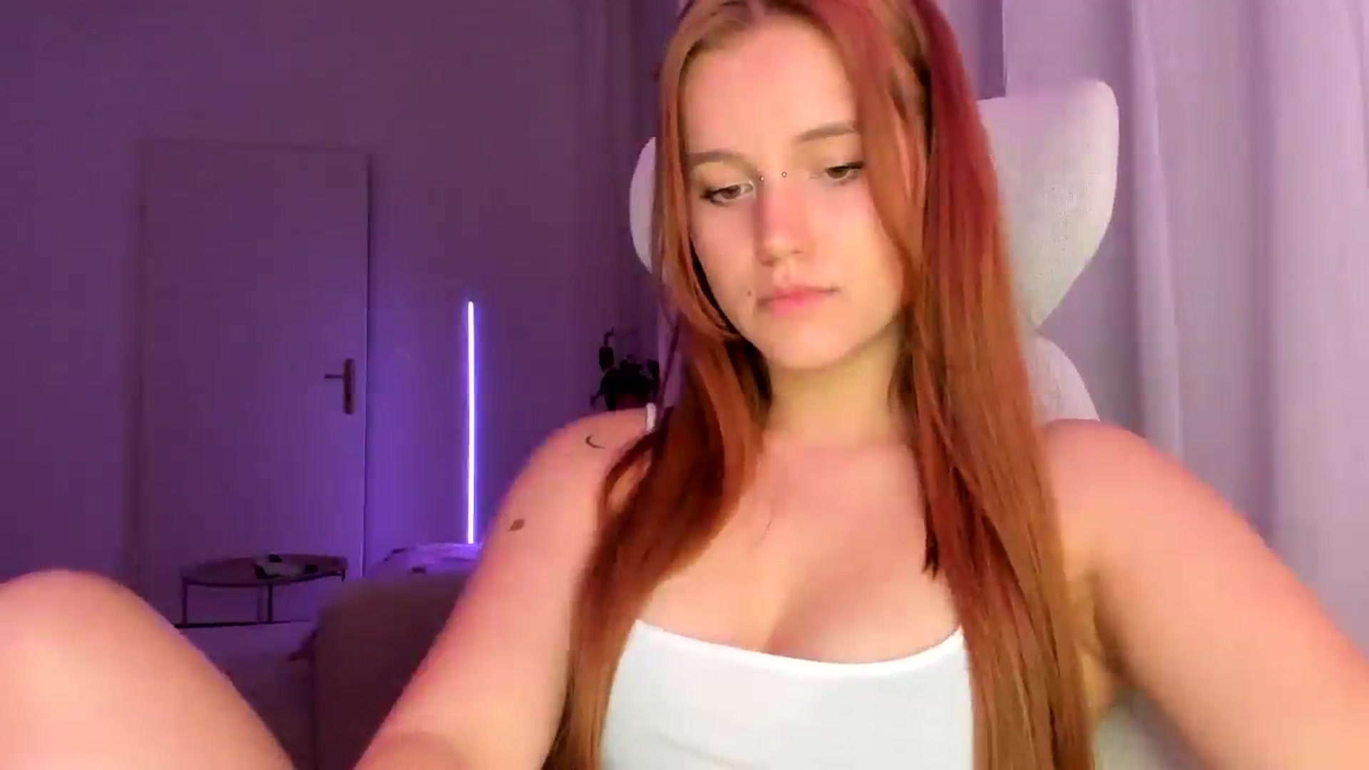 Gallery image thumbnail from Lia_lisia's myfreecams stream on, 03/11/2026, 20:17 image 19 of 20