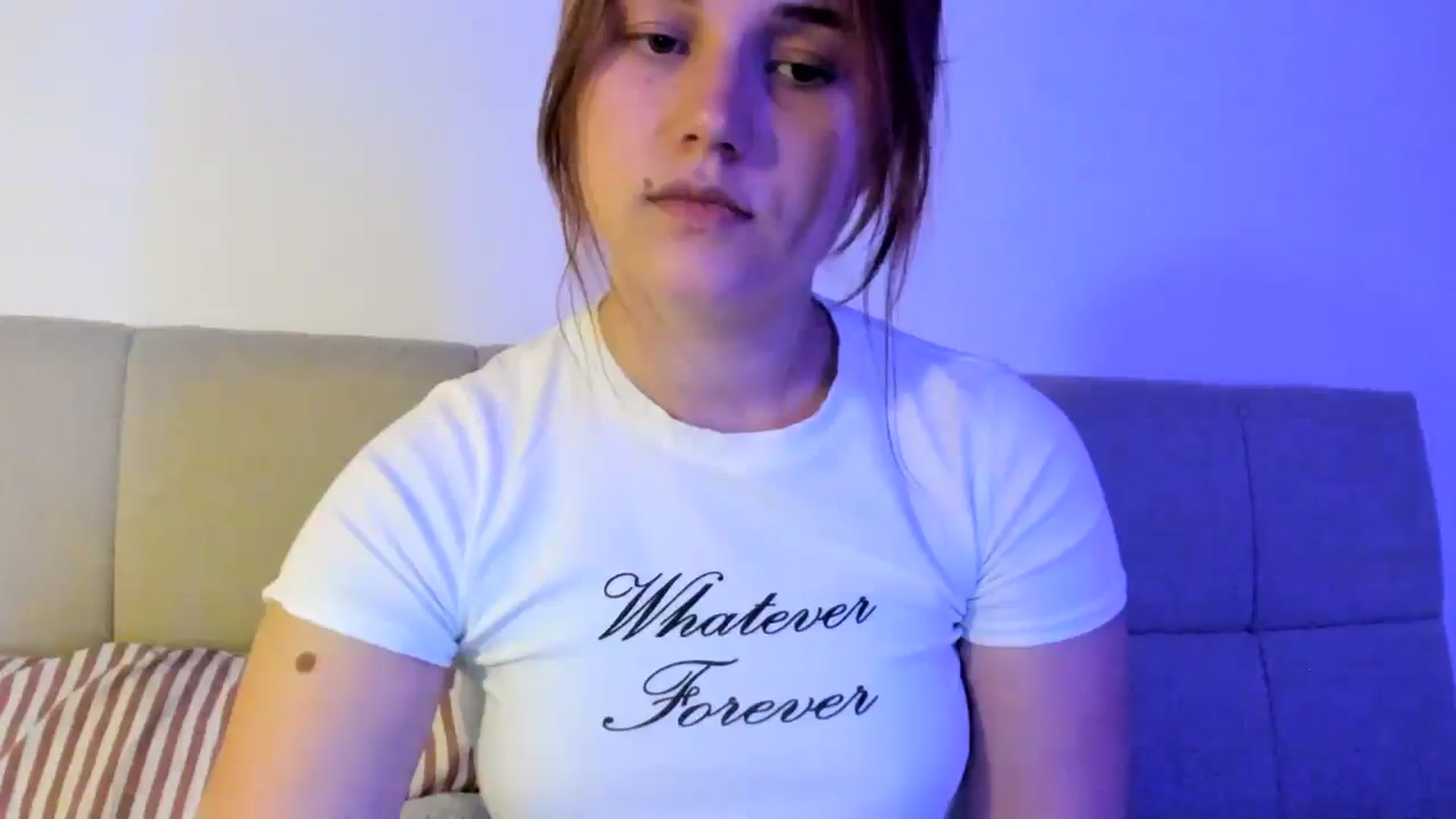 Gallery image thumbnail from Lia_lisia's myfreecams stream on, 03/12/2026, 19:29 image 5 of 20