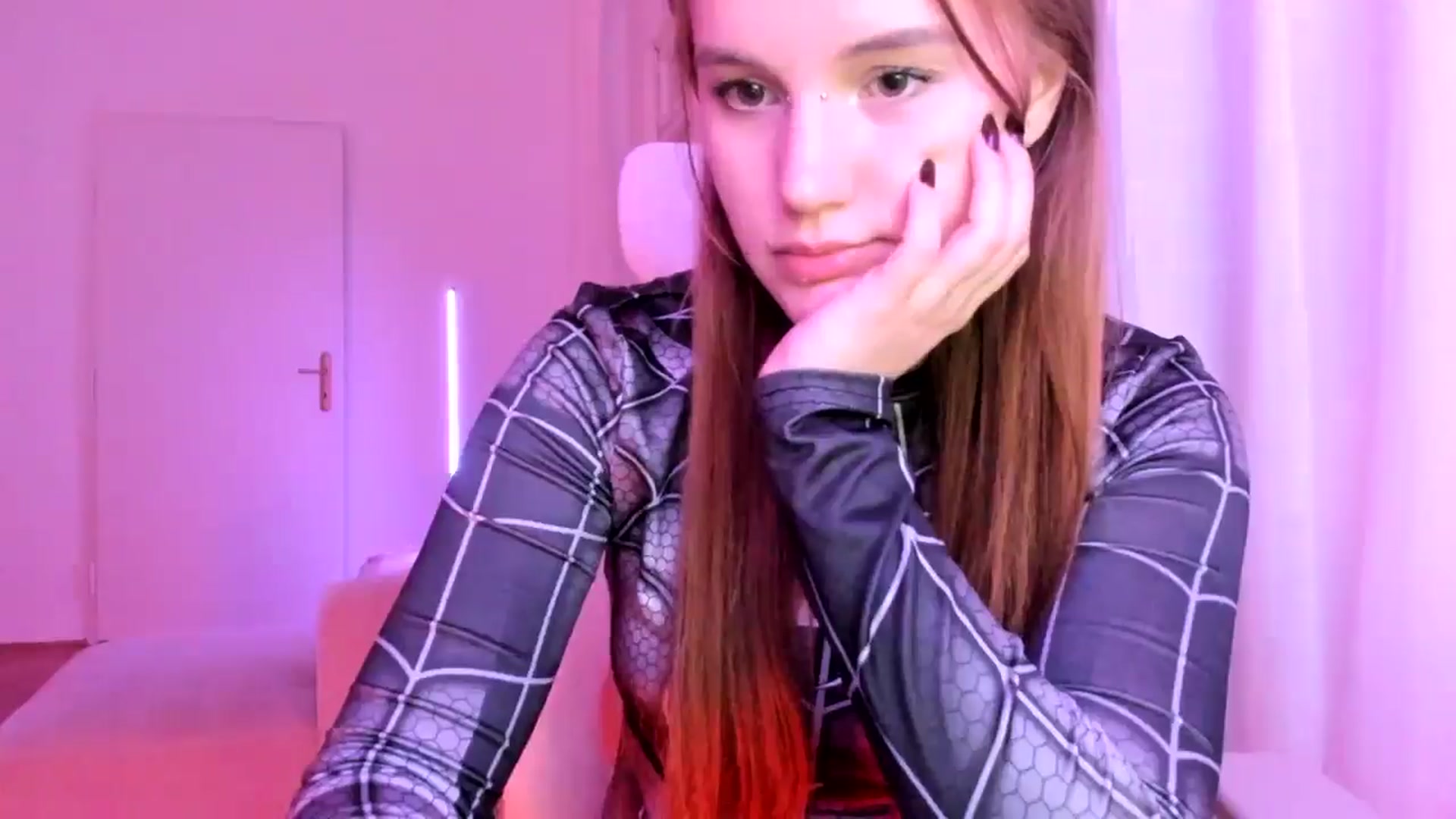 Gallery image thumbnail from Lia_lisia's myfreecams stream on, 03/17/2026, 23:38 image 17 of 20