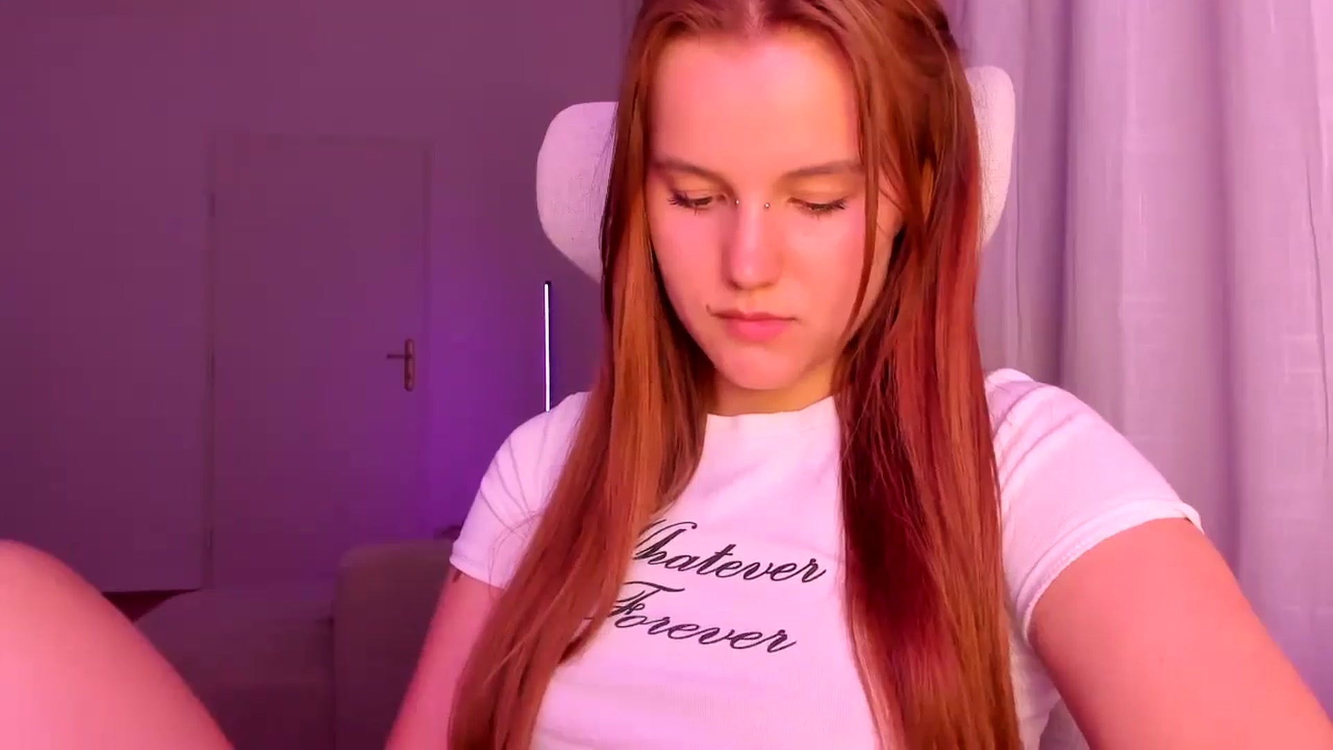 Gallery image thumbnail from Lia_lisia's myfreecams stream on, 03/22/2026, 20:21 image 9 of 20