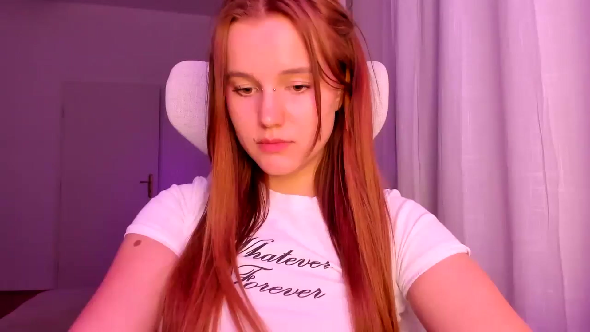 Gallery image thumbnail from Lia_lisia's myfreecams stream on, 03/22/2026, 20:45 image 1 of 20