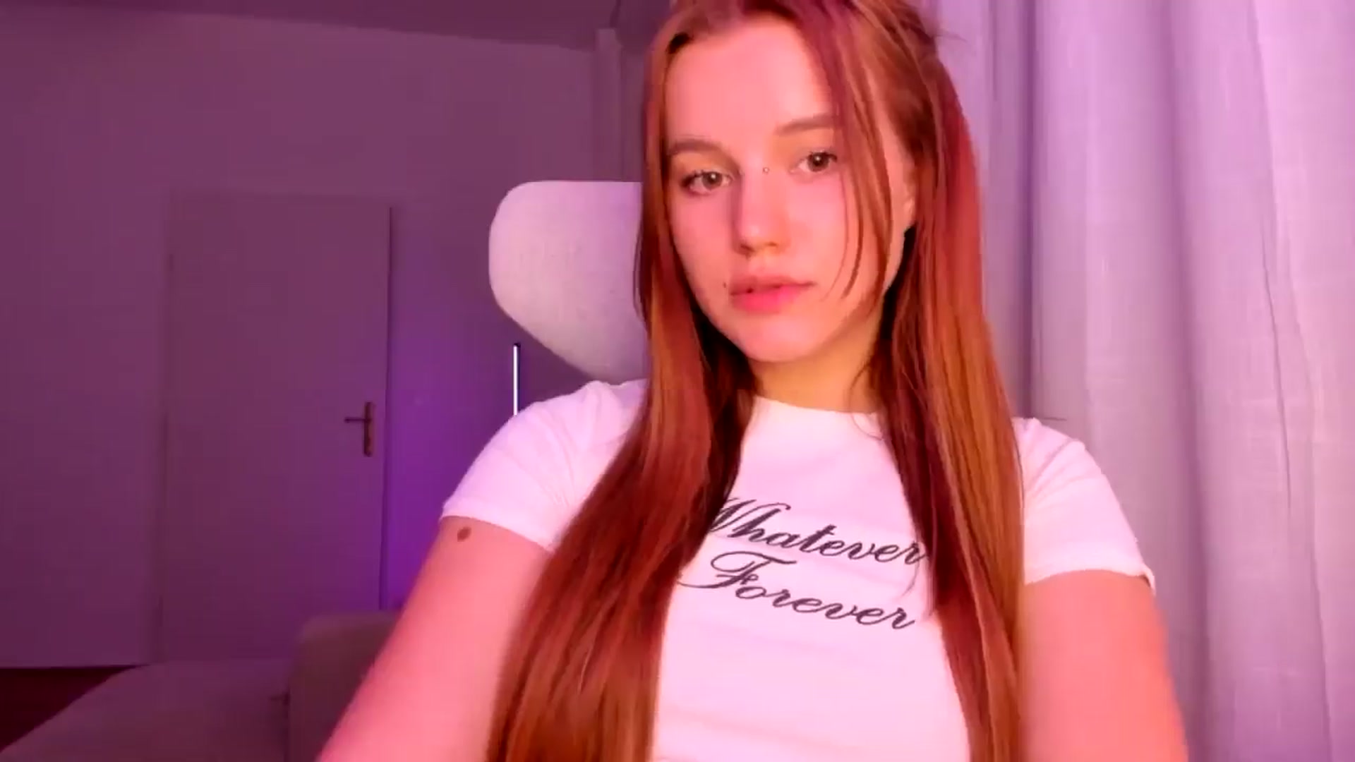 Gallery image thumbnail from Lia_lisia's myfreecams stream on, 03/22/2026, 20:45 image 20 of 20
