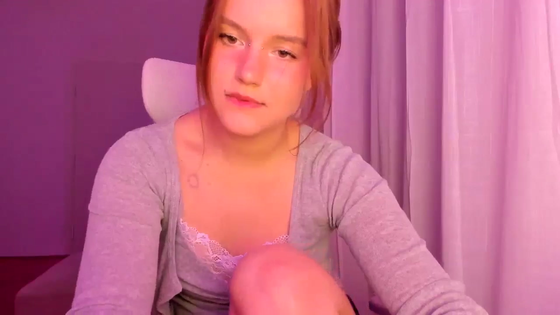 Gallery image thumbnail from Lia_lisia's myfreecams stream on, 03/25/2026, 18:35 image 14 of 20