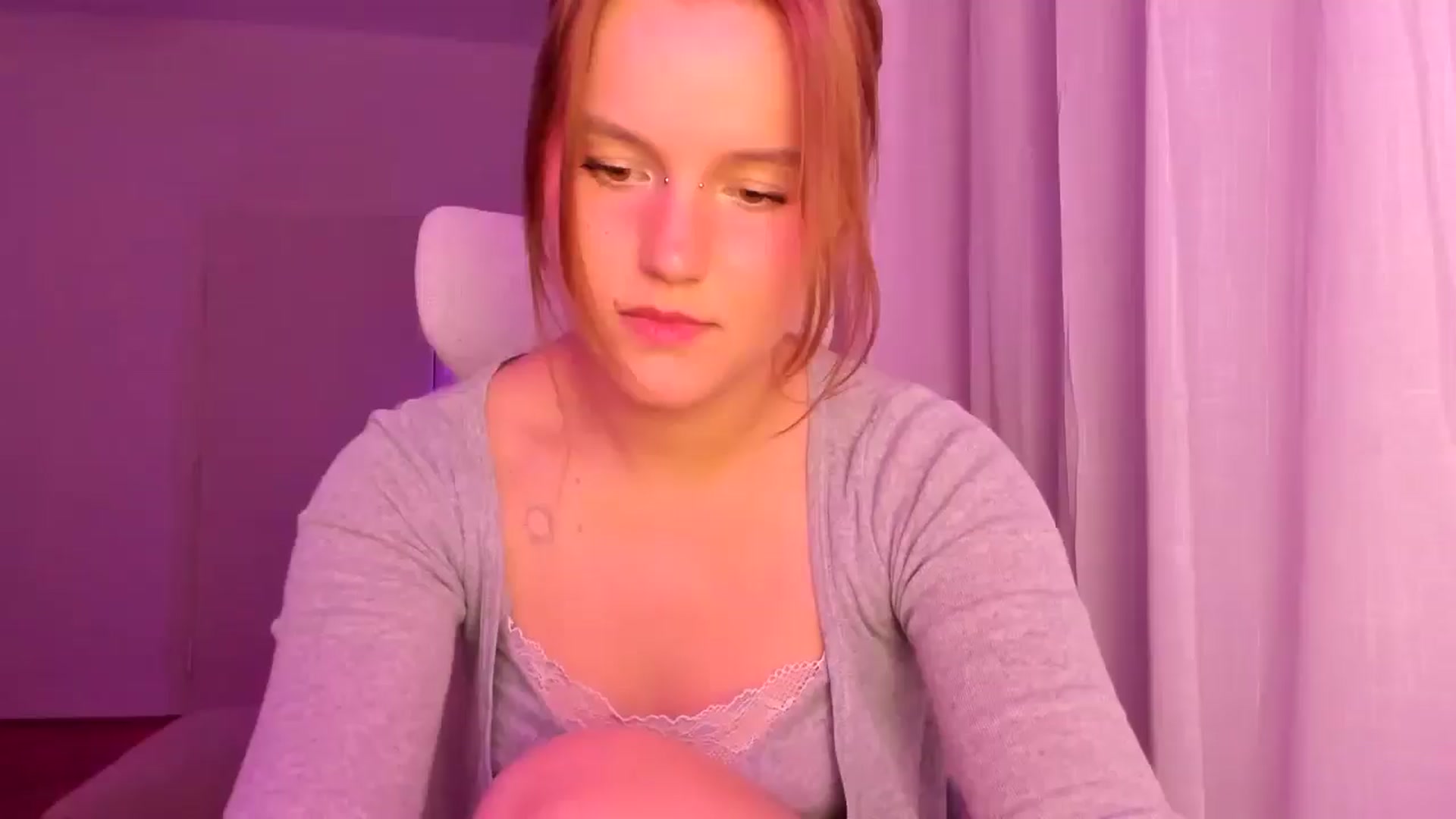 Gallery image thumbnail from Lia_lisia's myfreecams stream on, 03/25/2026, 18:35 image 8 of 20