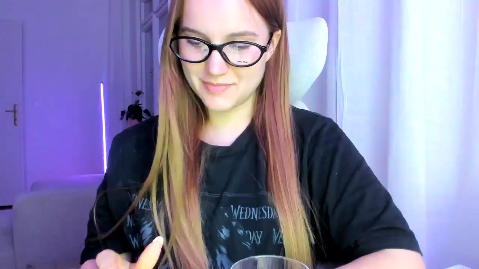 Gallery image thumbnail from Lia_lisia's myfreecams stream on, 04/03/2026, 18:53 image 18 of 20