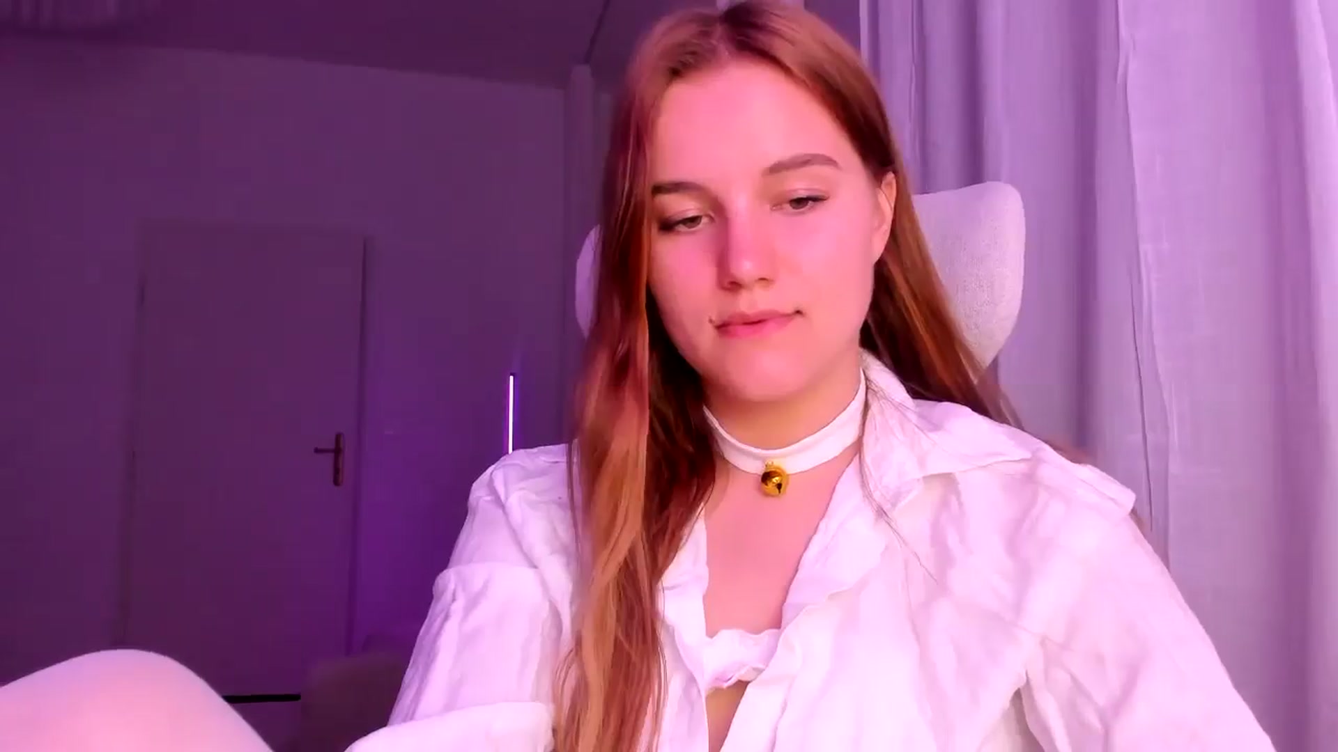Gallery image thumbnail from Lia_lisia's myfreecams stream on, 04/04/2026, 18:36 image 2 of 20