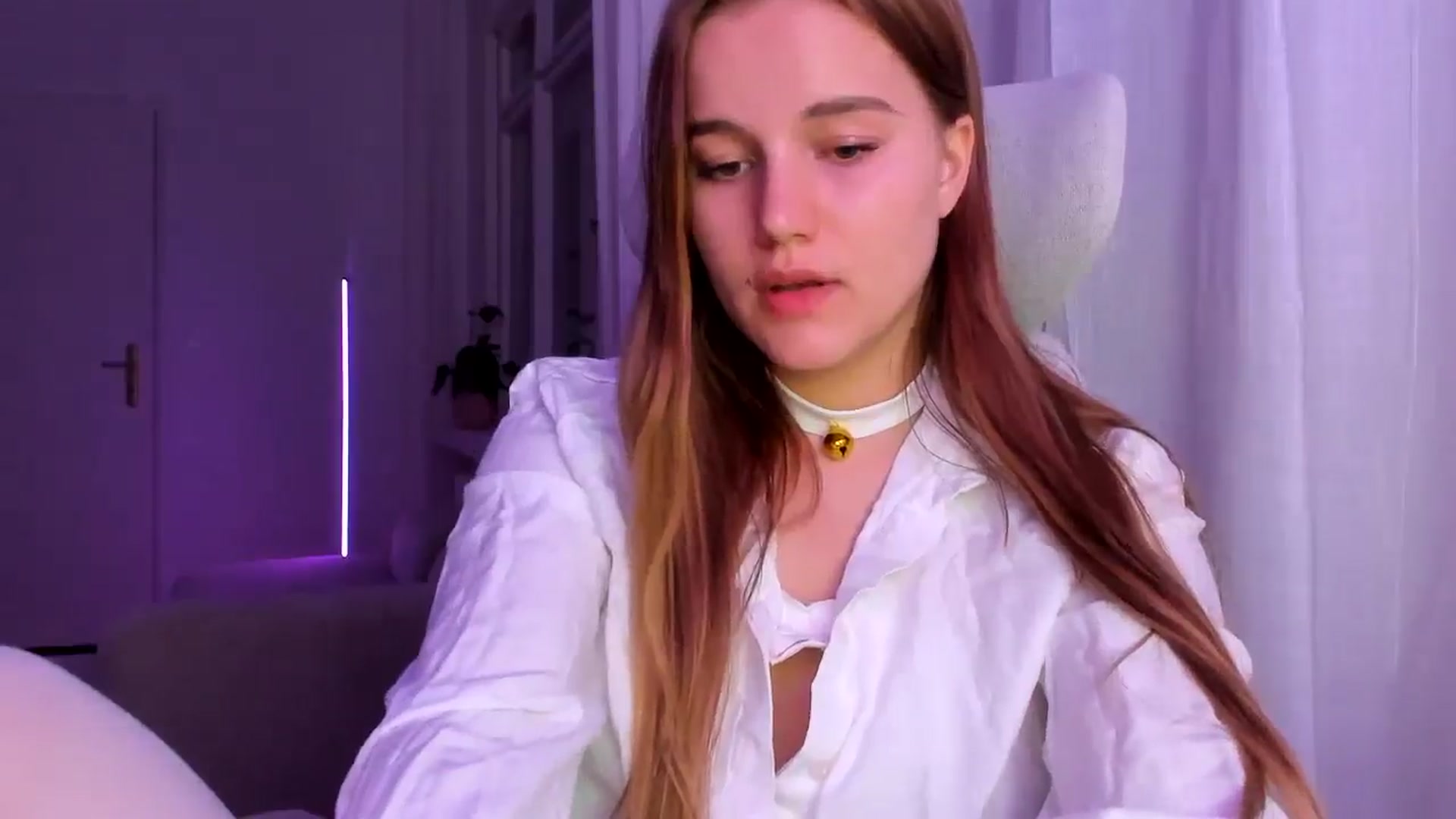 Gallery image thumbnail from Lia_lisia's myfreecams stream on, 04/04/2026, 18:36 image 18 of 20