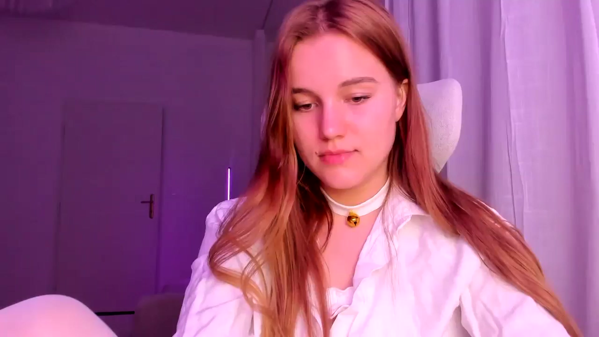 Gallery image thumbnail from Lia_lisia's myfreecams stream on, 04/04/2026, 18:36 image 3 of 20