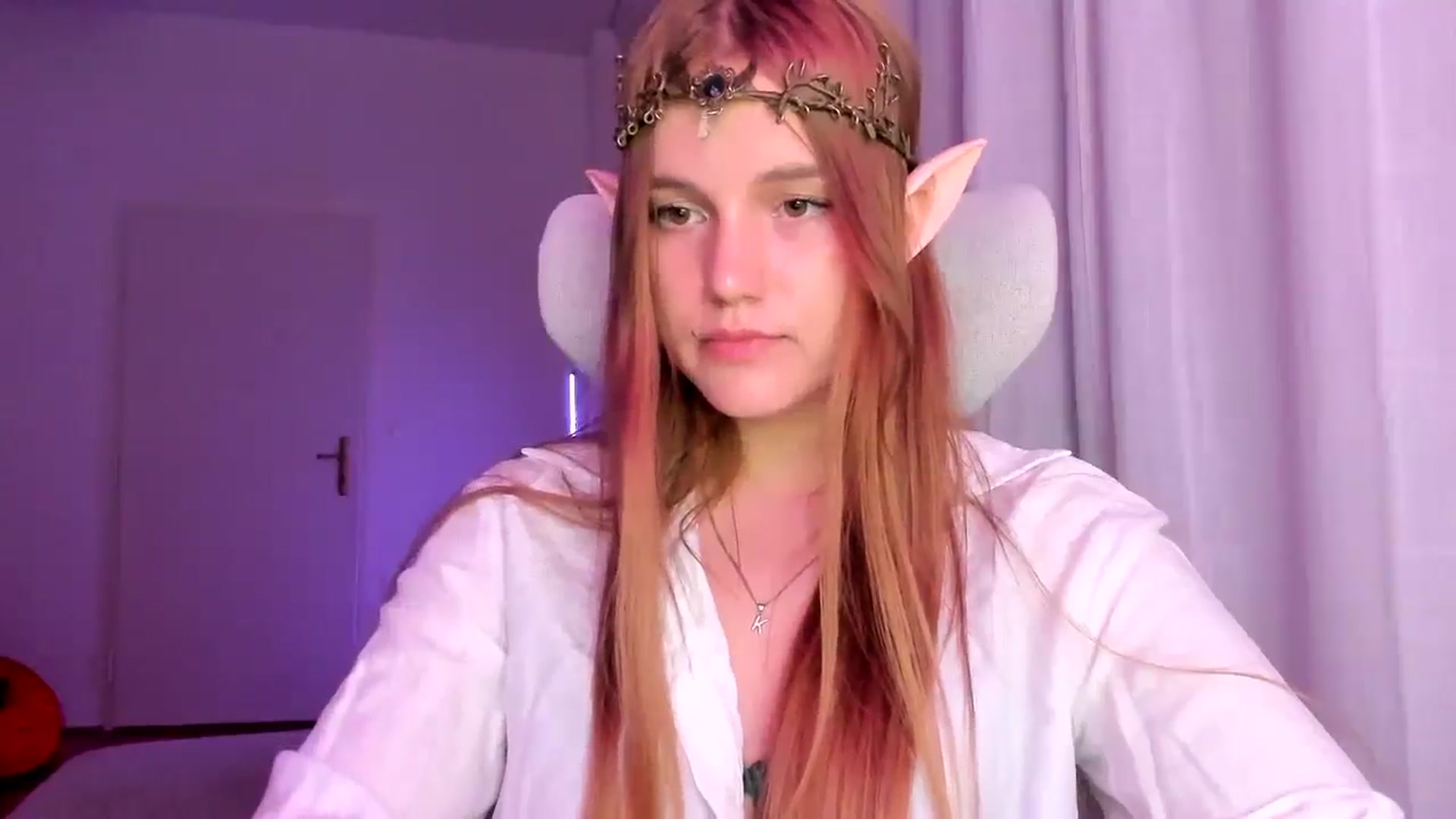 Gallery image thumbnail from Lia_lisia's myfreecams stream on, 04/13/2026, 21:30 image 18 of 20