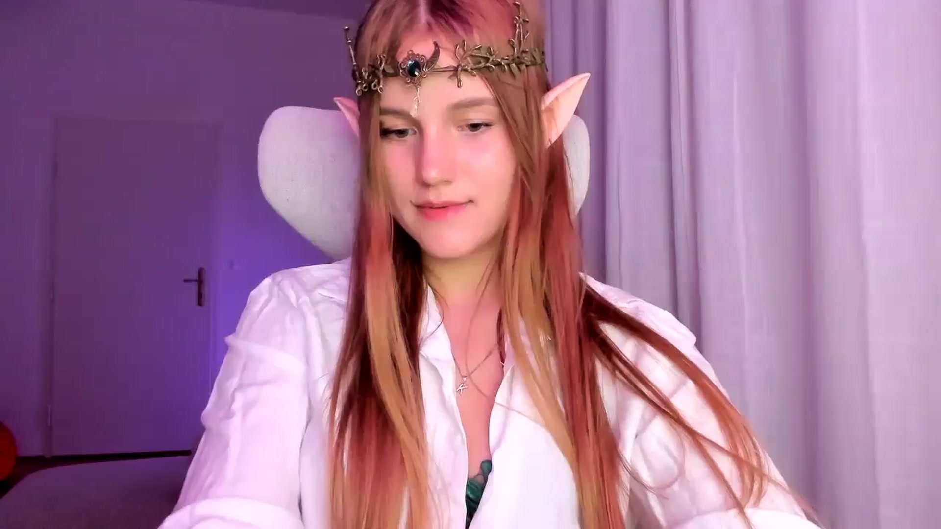Gallery image thumbnail from Lia_lisia's myfreecams stream on, 04/13/2026, 21:30 image 1 of 20