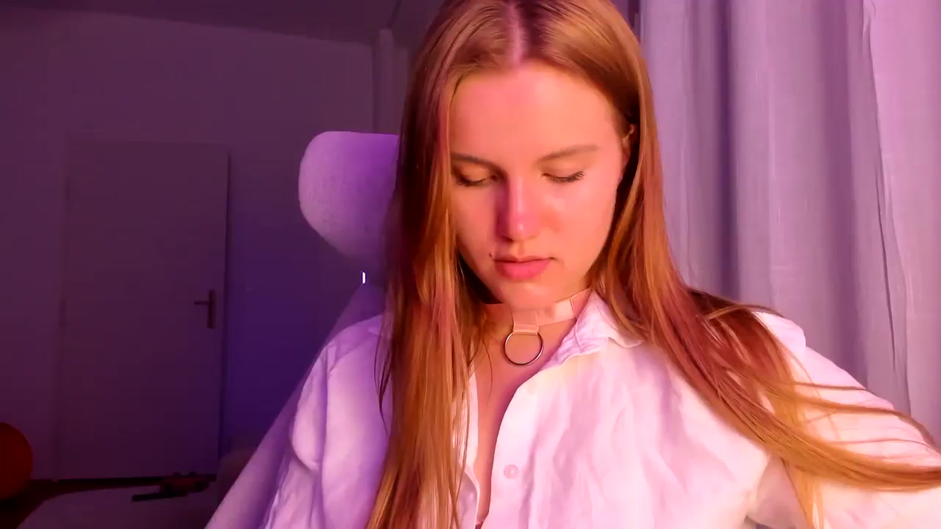 Gallery image thumbnail from Lia_lisia's myfreecams stream on, 04/18/2026, 18:43 image 13 of 20