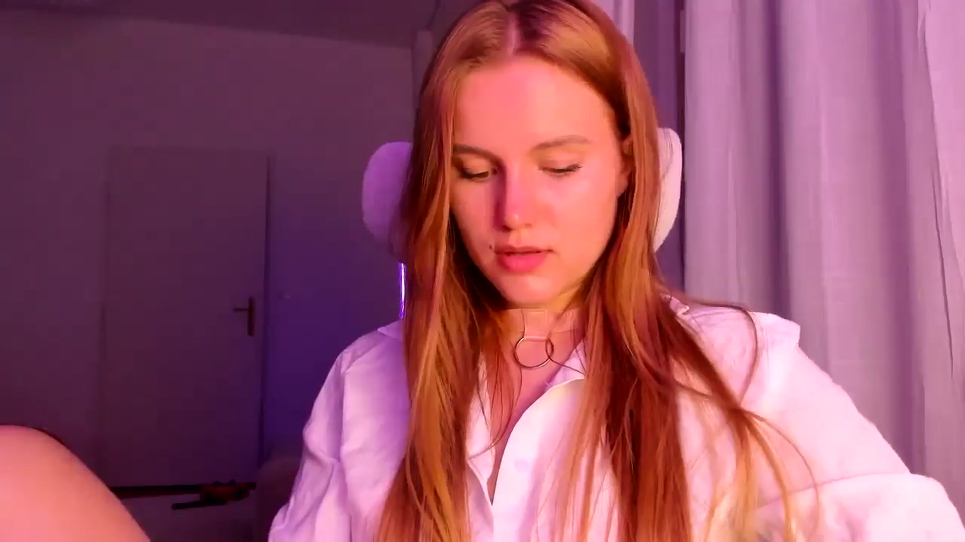 Gallery image thumbnail from Lia_lisia's myfreecams stream on, 04/18/2026, 18:43 image 4 of 20