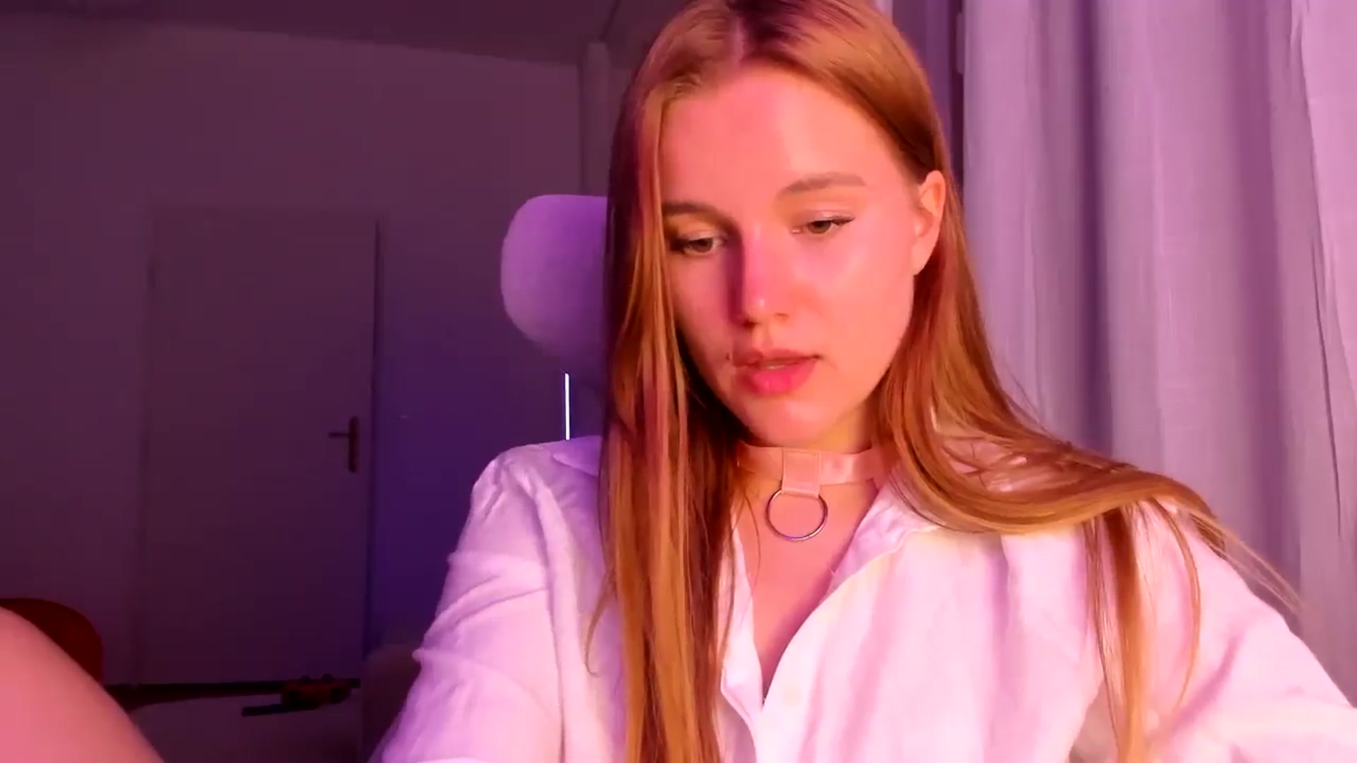 Gallery image thumbnail from Lia_lisia's myfreecams stream on, 04/18/2026, 18:43 image 10 of 20