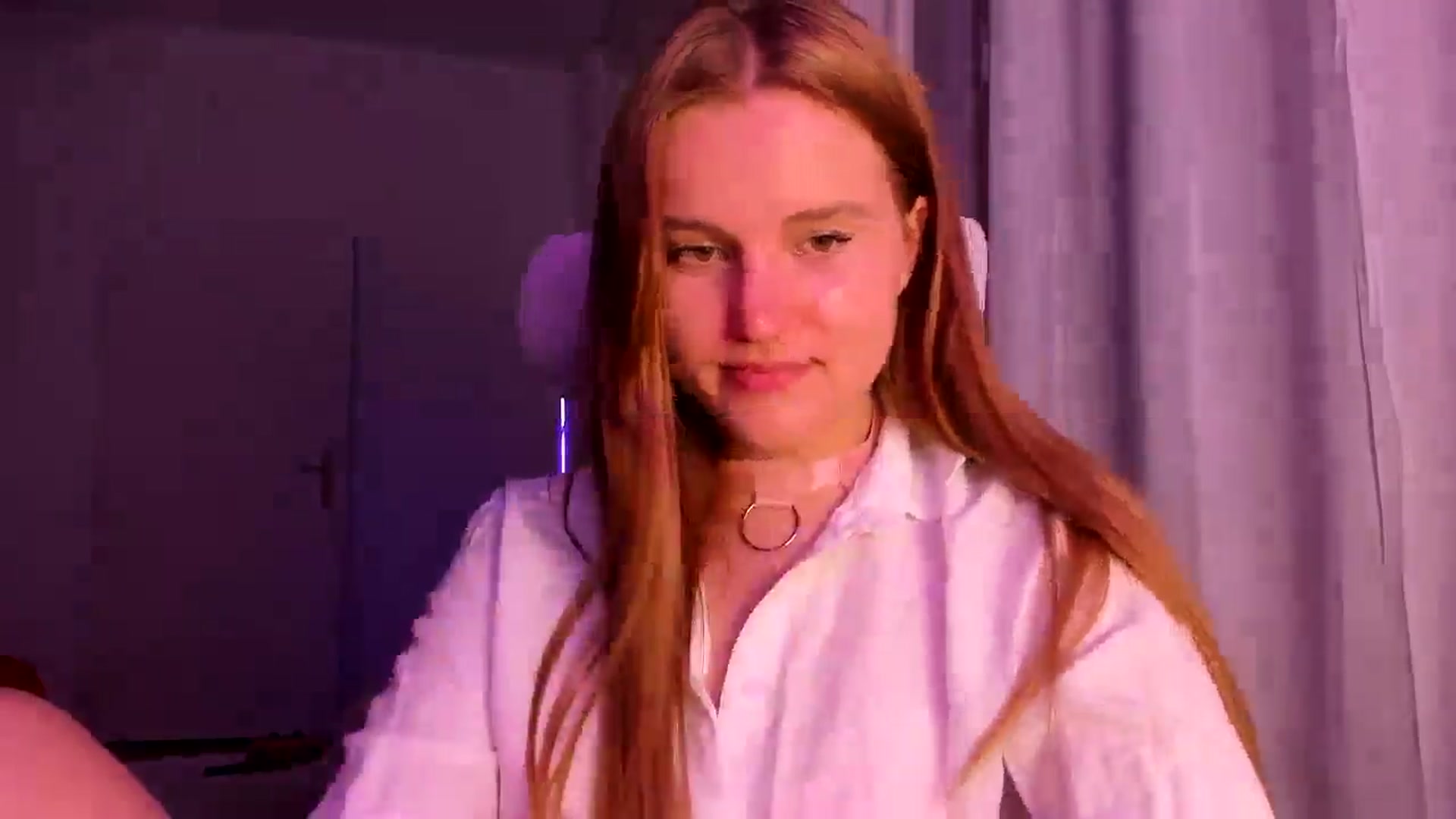 Gallery image thumbnail from Lia_lisia's myfreecams stream on, 04/18/2026, 18:43 image 12 of 20