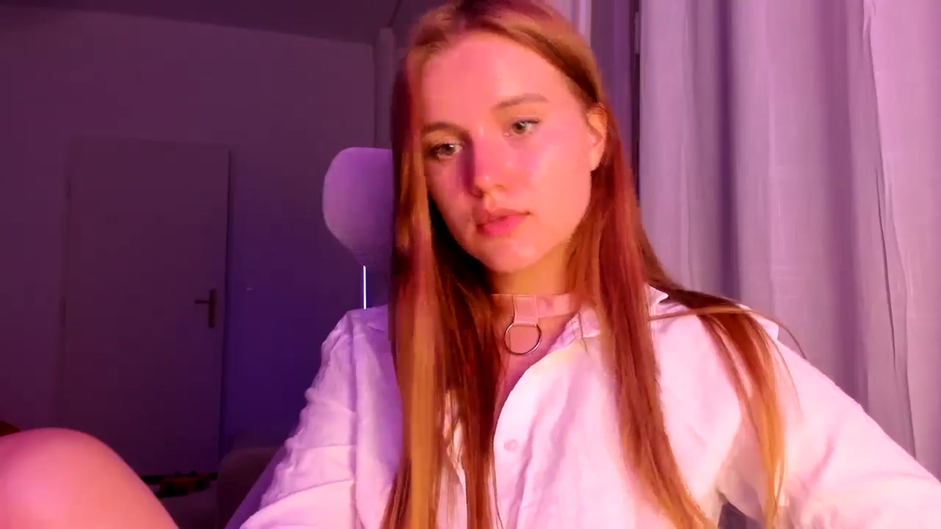 Gallery image thumbnail from Lia_lisia's myfreecams stream on, 04/18/2026, 18:43 image 15 of 20
