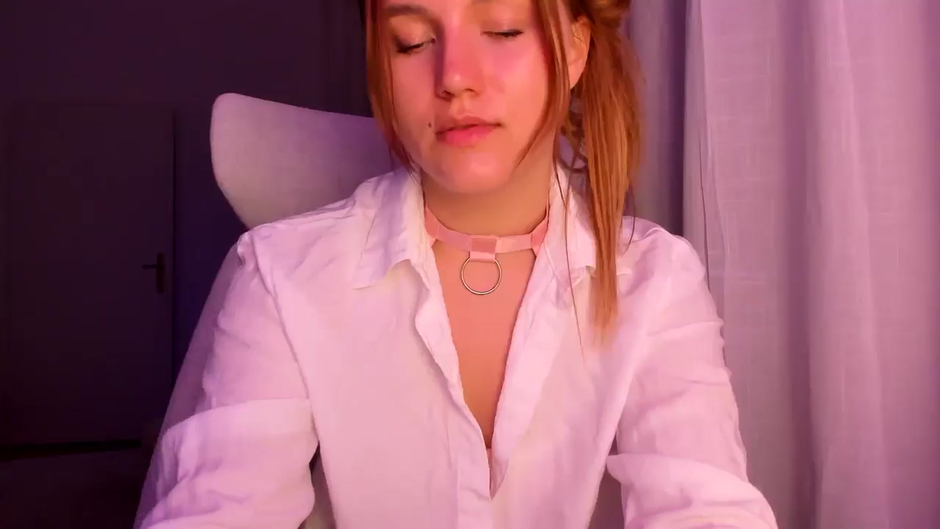 Gallery image thumbnail from Lia_lisia's myfreecams stream on, 04/18/2026, 21:55 image 7 of 20