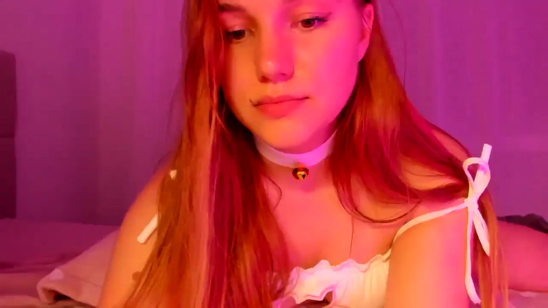 Gallery image thumbnail from Lia_lisia's myfreecams stream on, 04/22/2026, 23:54 image 12 of 20