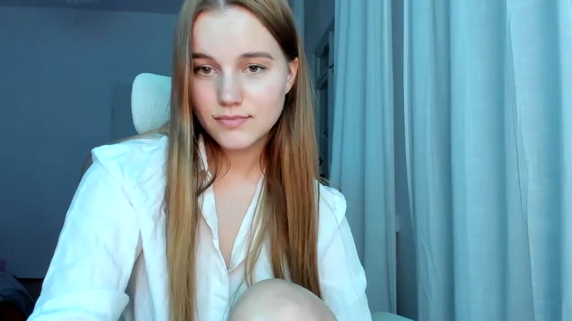 Gallery image thumbnail from Lia_lisia's myfreecams stream on, 04/23/2026, 21:44 image 15 of 20