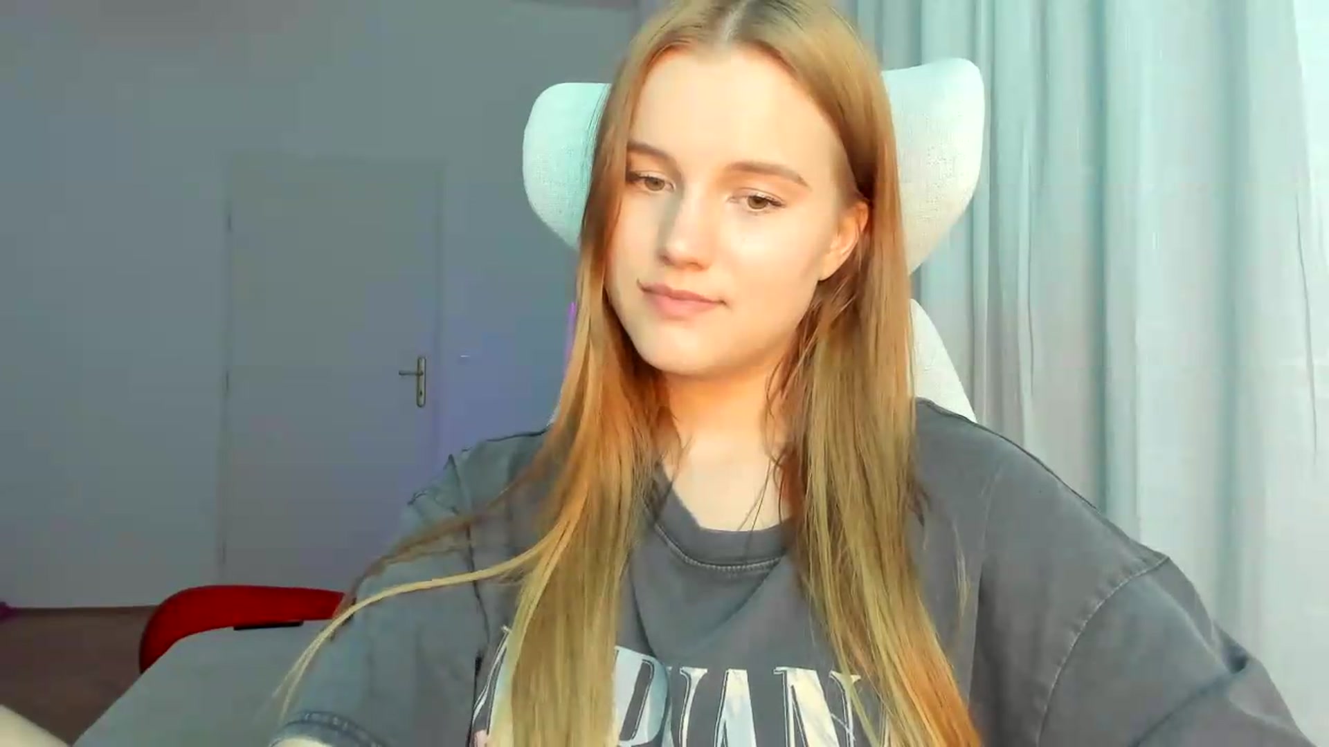 Gallery image thumbnail from Lia_lisia's myfreecams stream on, 04/30/2026, 18:47 image 20 of 20