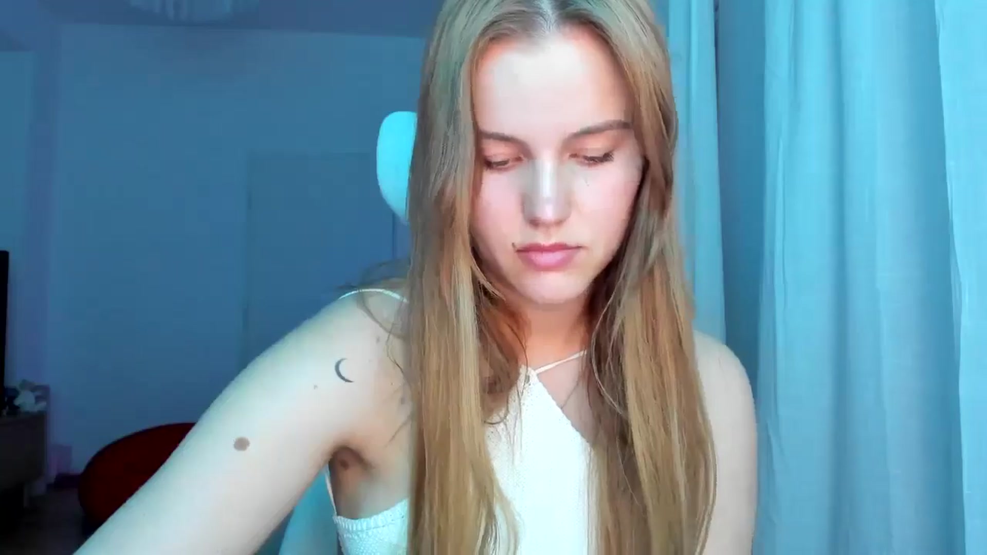 Gallery image thumbnail from Lia_lisia's myfreecams stream on, 05/02/2026, 18:24 image 20 of 20