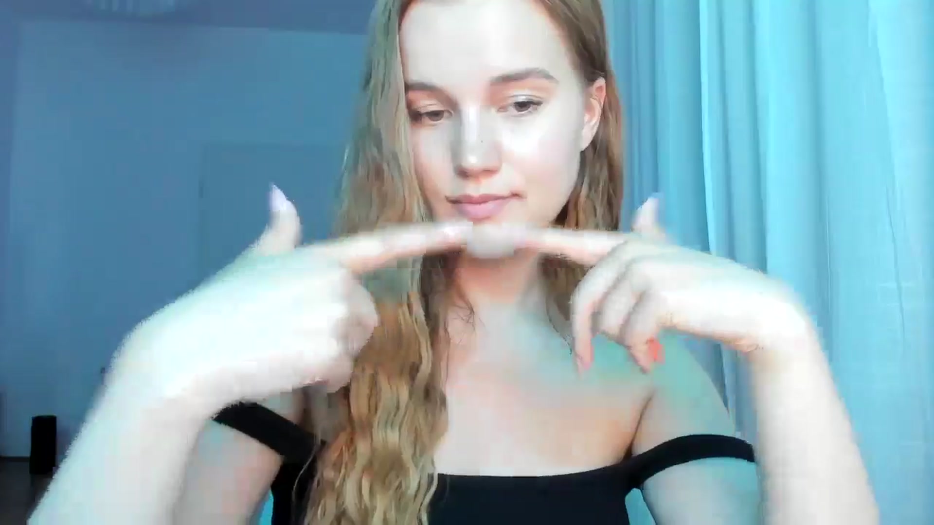 Gallery image thumbnail from Lia_lisia's myfreecams stream on, 05/05/2026, 22:04 image 19 of 20