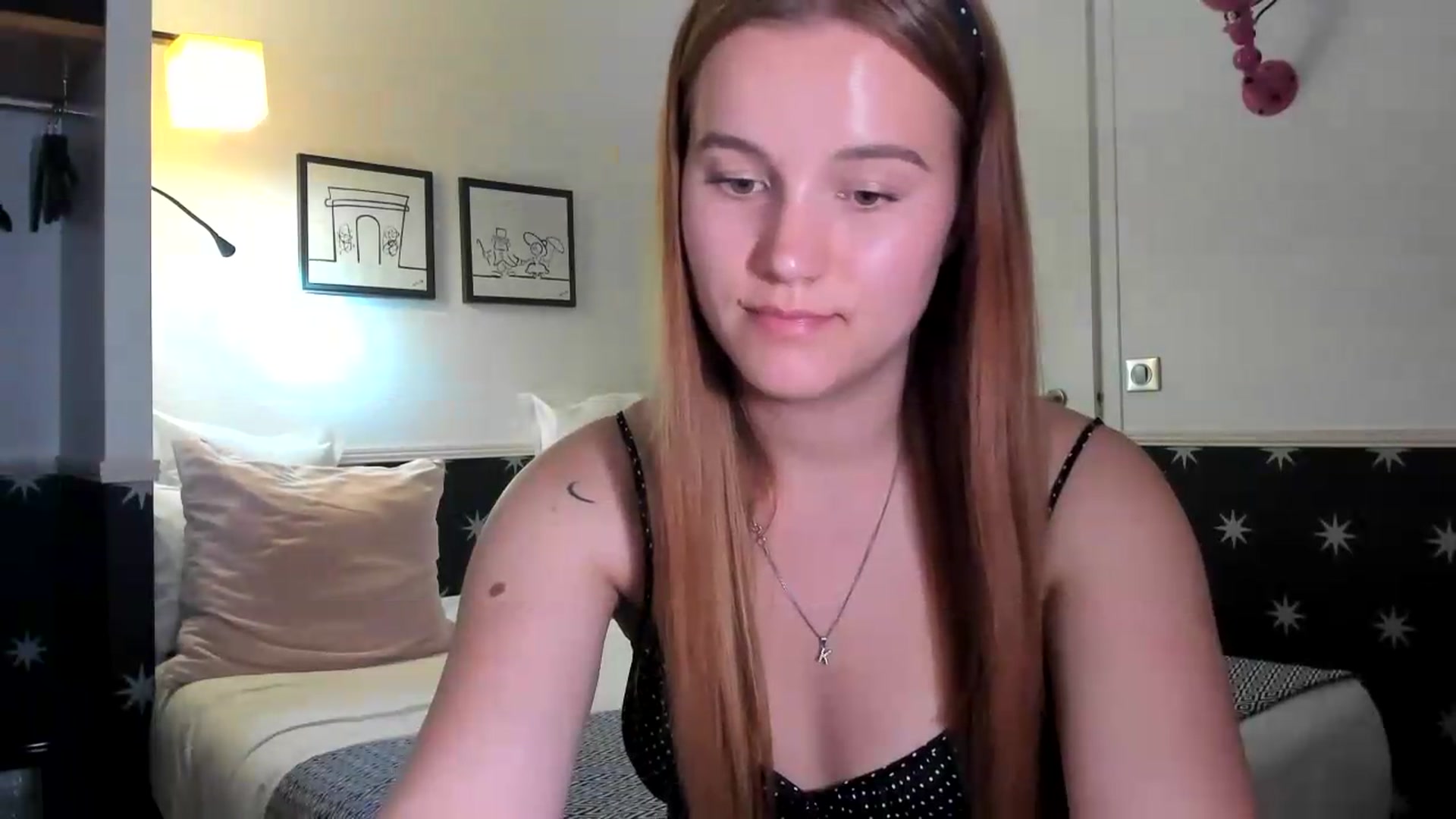 Gallery image thumbnail from Lia_lisia's myfreecams stream on, 05/09/2026, 21:29 image 16 of 20