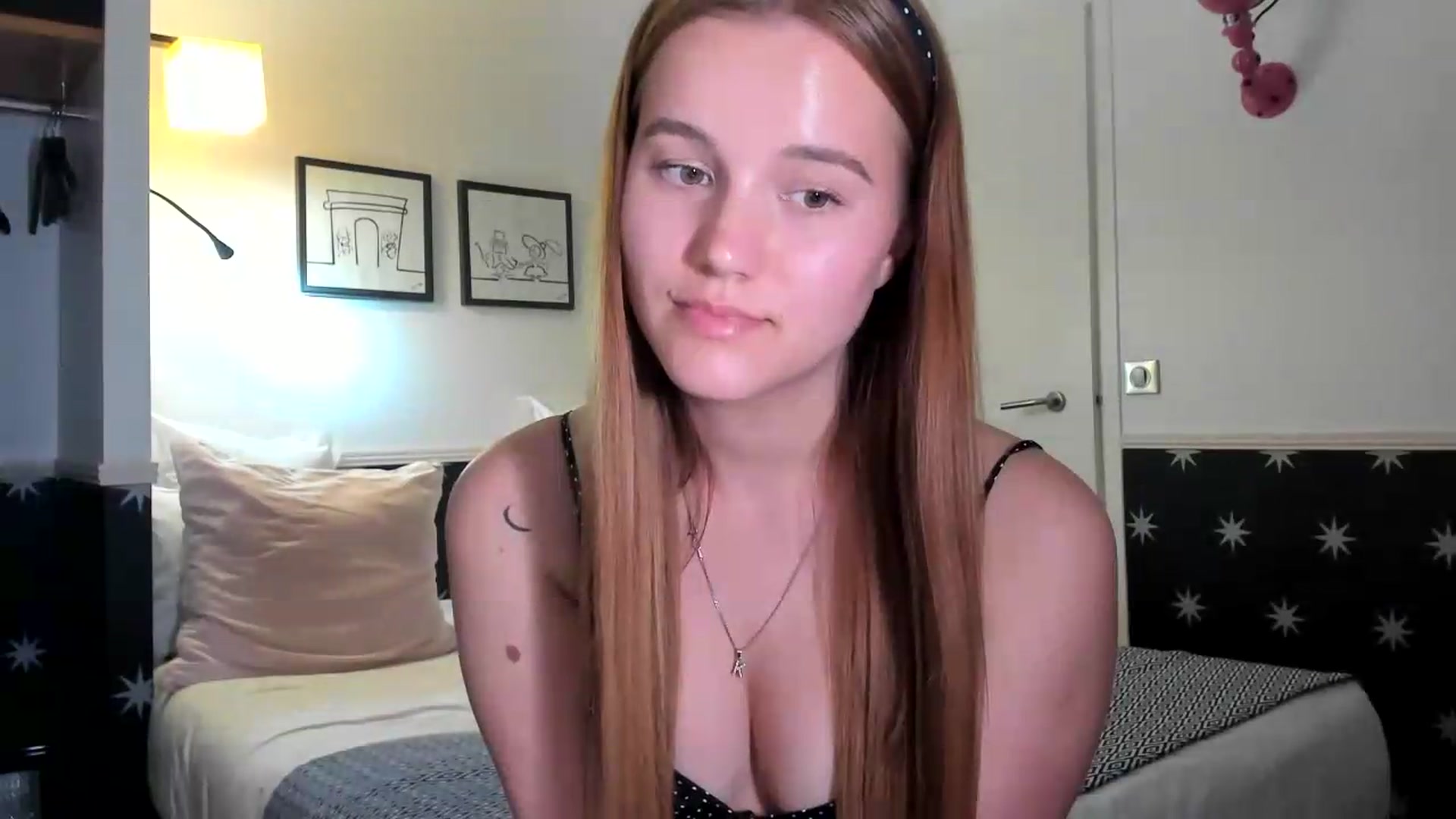 Gallery image thumbnail from Lia_lisia's myfreecams stream on, 05/09/2026, 21:29 image 13 of 20