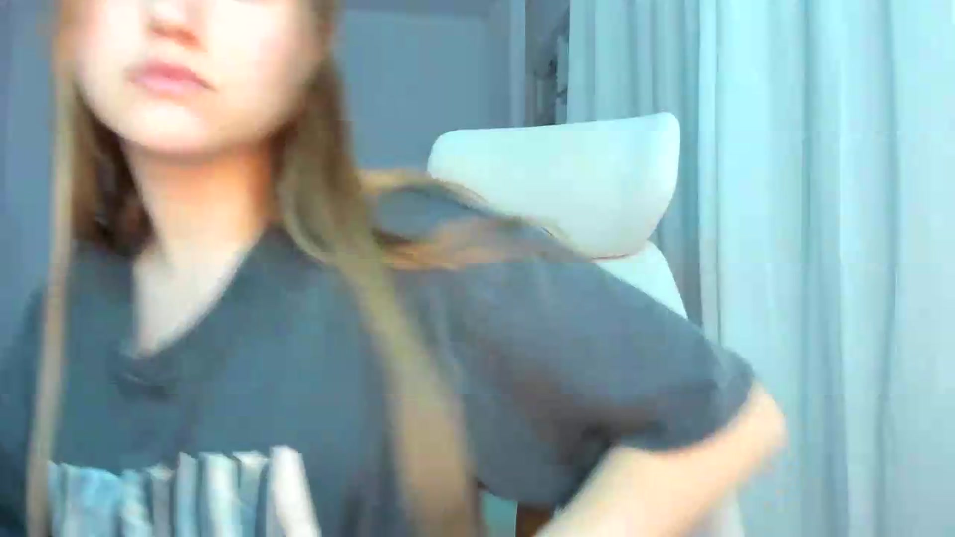 Gallery image thumbnail from Lia_lisia's myfreecams stream on, 05/11/2026, 17:54 image 13 of 20