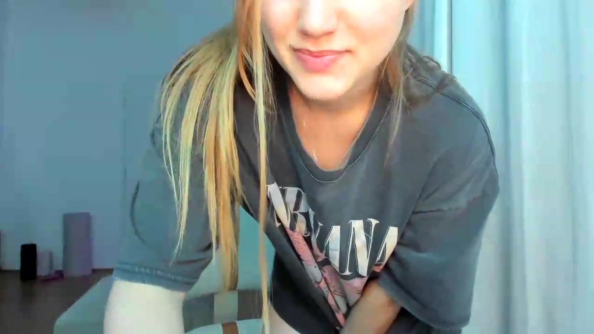 Gallery image thumbnail from Lia_lisia's myfreecams stream on, 05/11/2026, 20:55 image 16 of 20