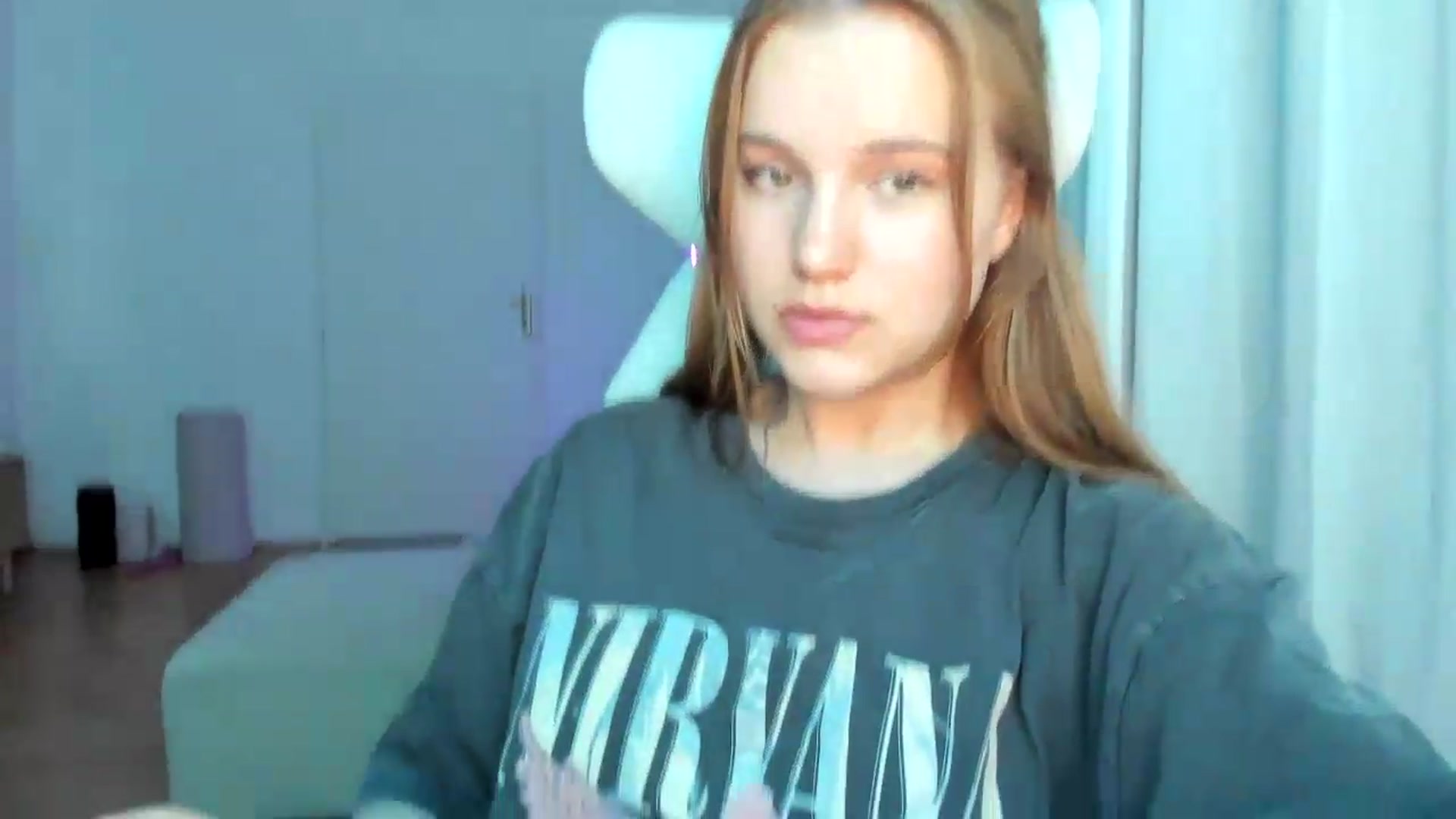 Gallery image thumbnail from Lia_lisia's myfreecams stream on, 05/11/2026, 20:55 image 3 of 20