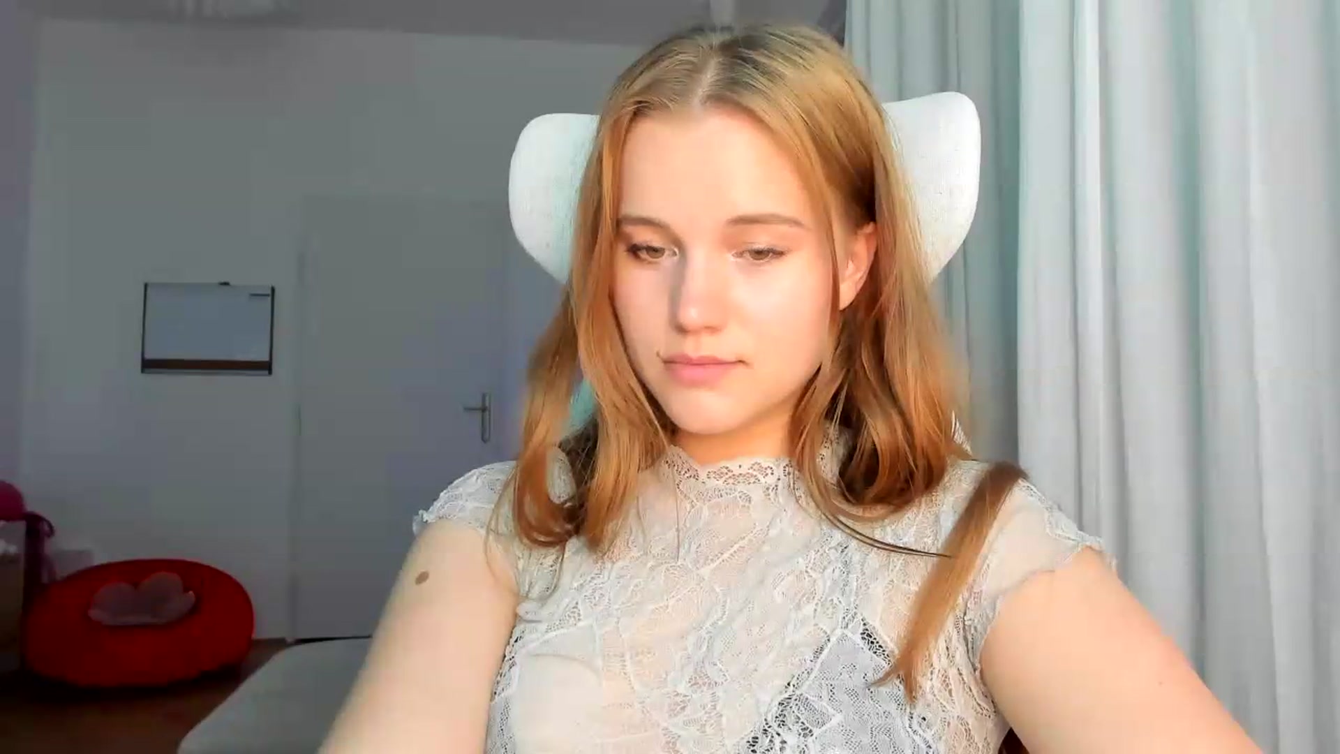 Gallery image thumbnail from Lia_lisia's myfreecams stream on, 05/23/2026, 19:06 image 10 of 20