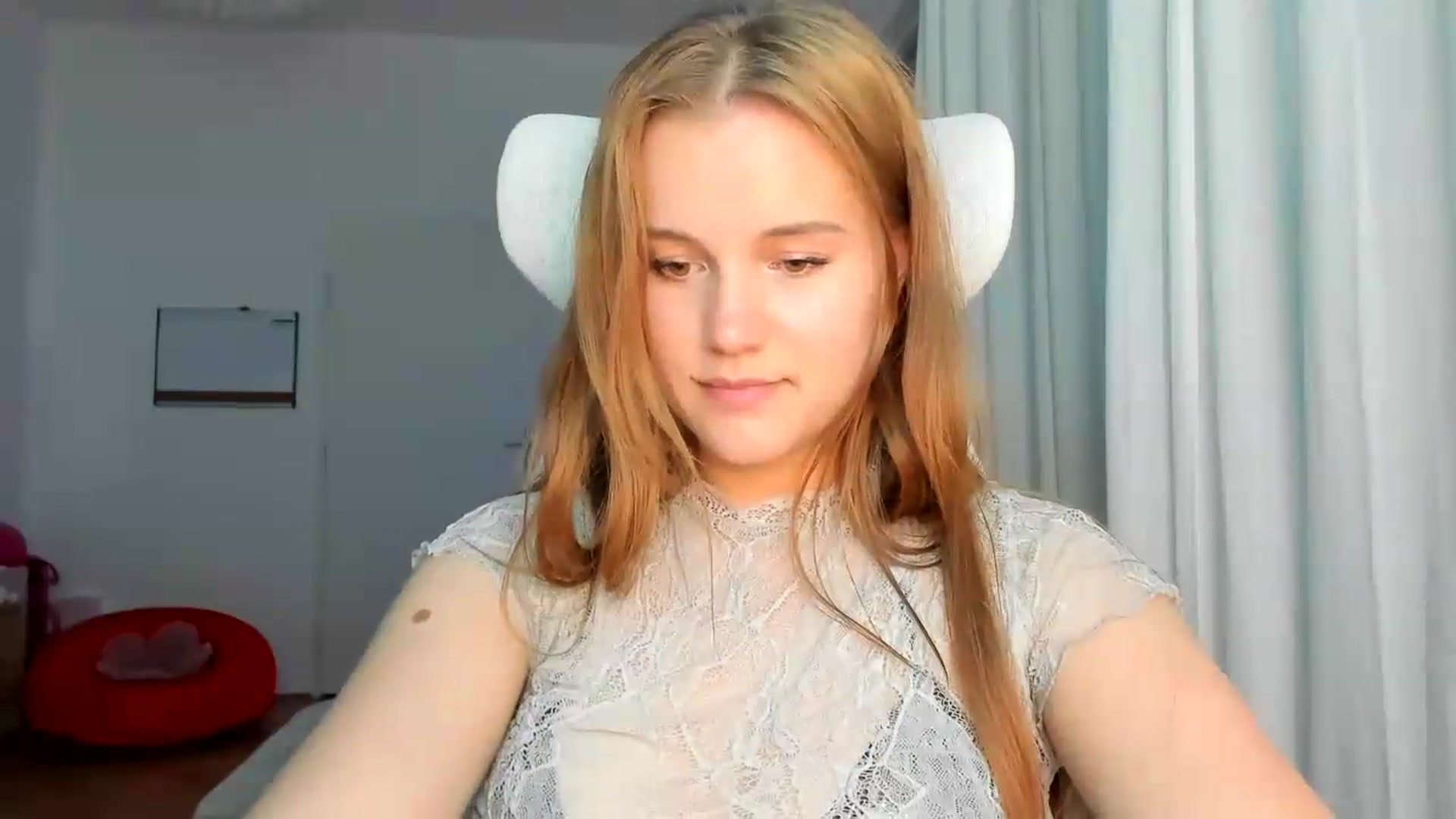 Gallery image thumbnail from Lia_lisia's myfreecams stream on, 05/23/2026, 19:06 image 9 of 20
