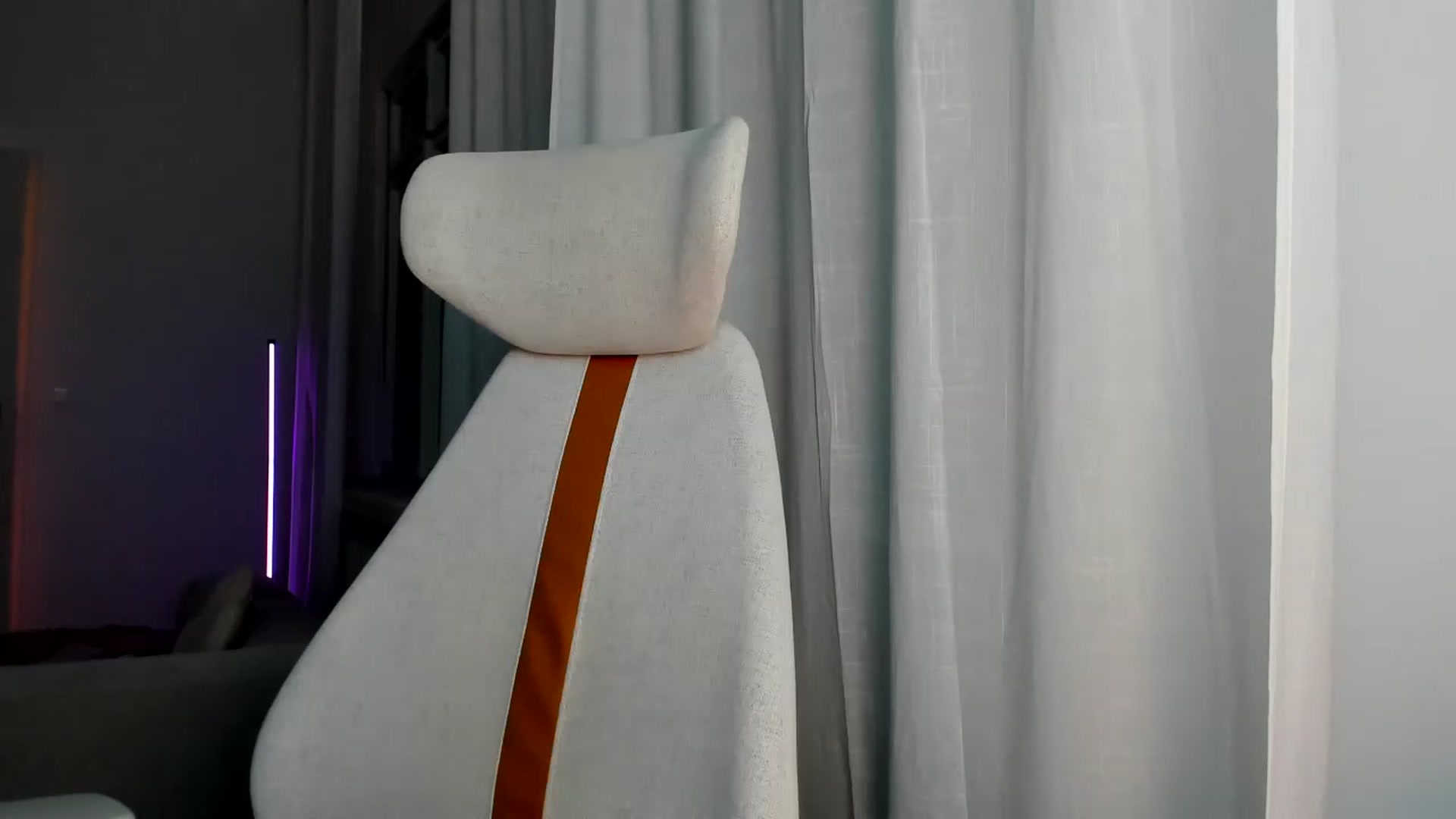 Gallery image thumbnail from Lia_lisia's myfreecams stream on, 06/02/2026, 21:04 image 19 of 20