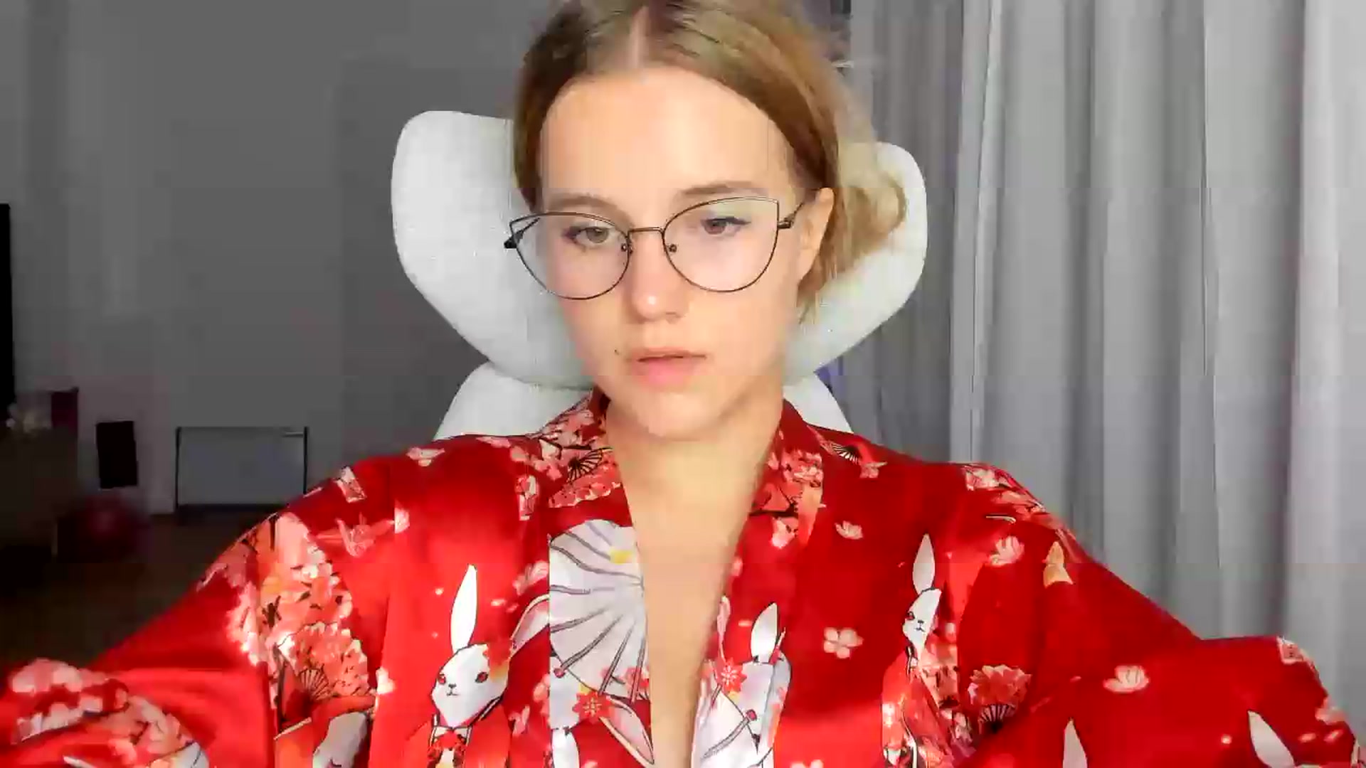 Gallery image thumbnail from Lia_lisia's myfreecams stream on, 06/20/2026, 22:04 image 11 of 20
